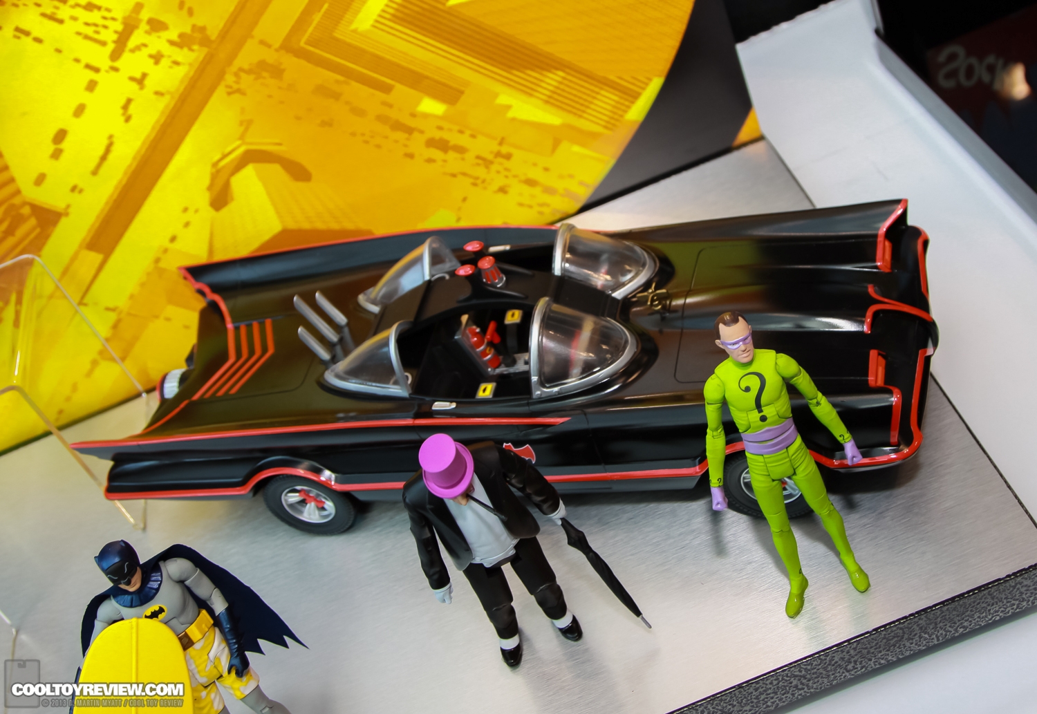 2013_International_Toy_Fair_Mattel_Batman_Classic_TV_Series-15.jpg