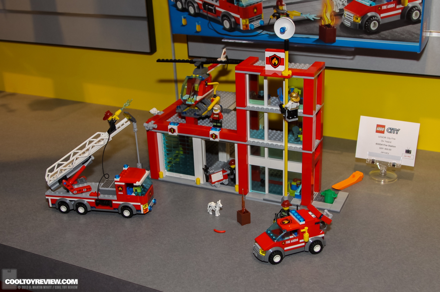 Hasbro_2013_International_Toy_Fair_LEGO-175.jpg