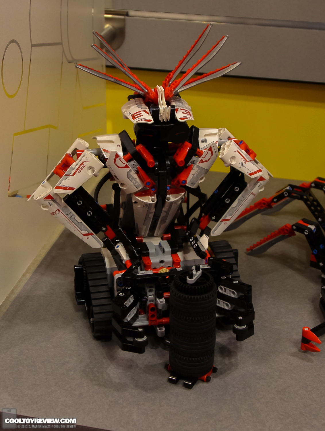 Hasbro_2013_International_Toy_Fair_LEGO-284.jpg