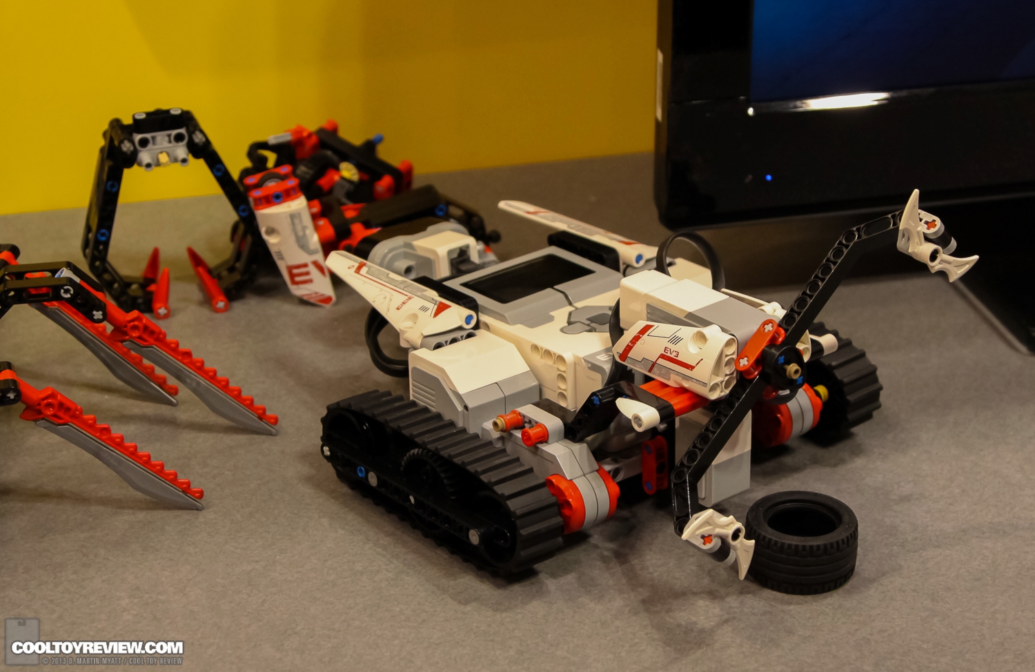 Hasbro_2013_International_Toy_Fair_LEGO-286.jpg