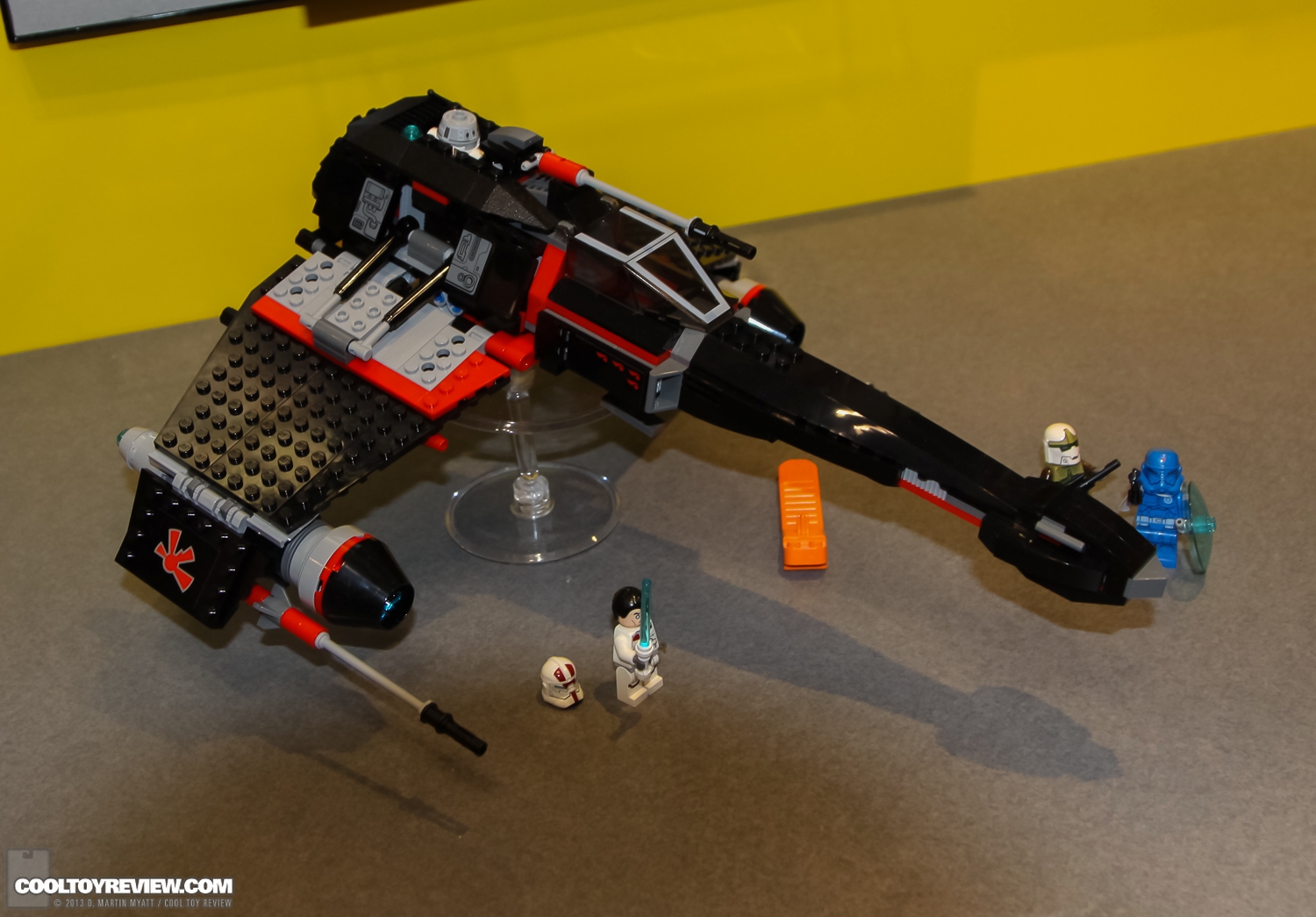 Hasbro_2013_International_Toy_Fair_LEGO-375.jpg