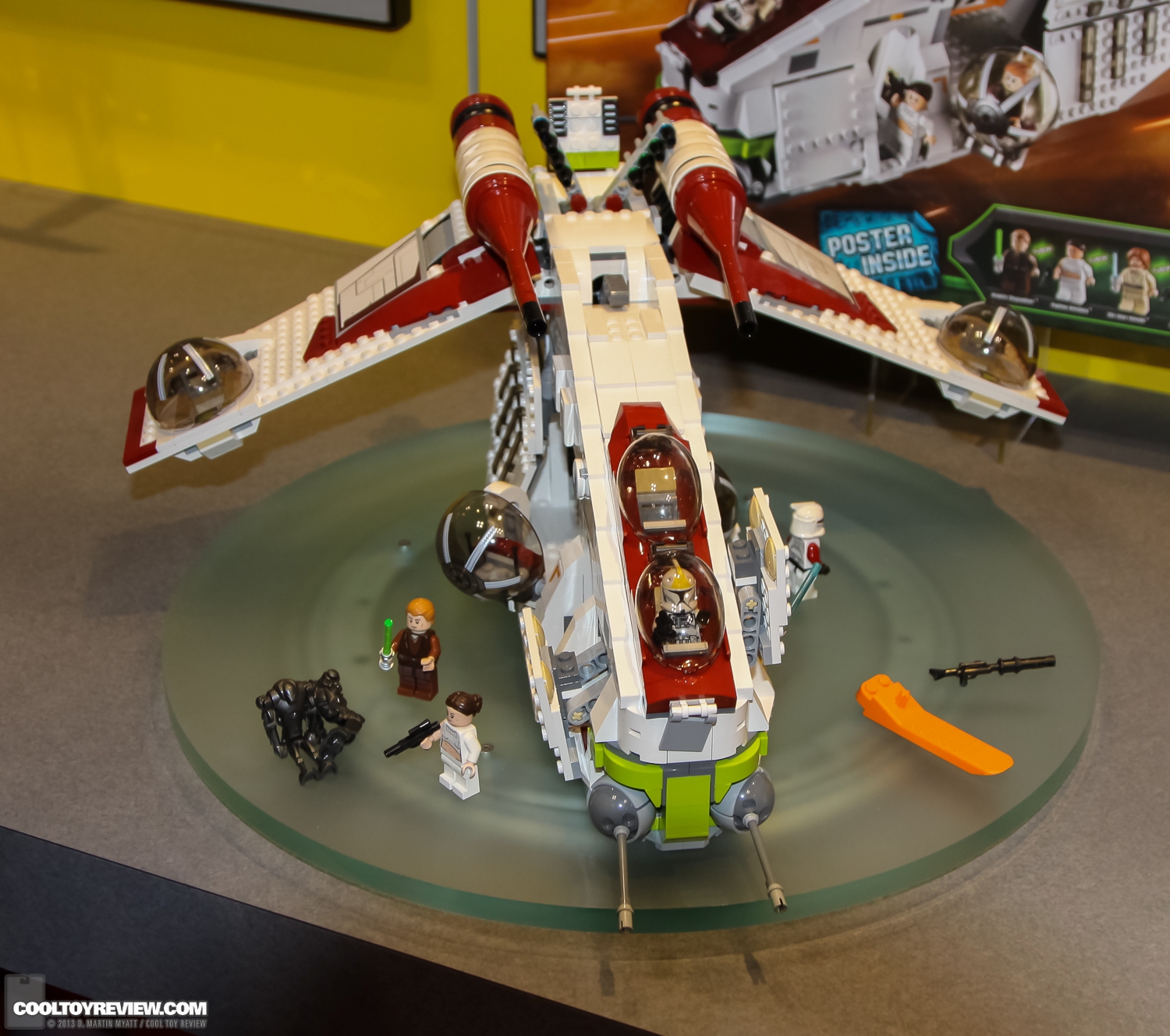 Hasbro_2013_International_Toy_Fair_LEGO-395.jpg