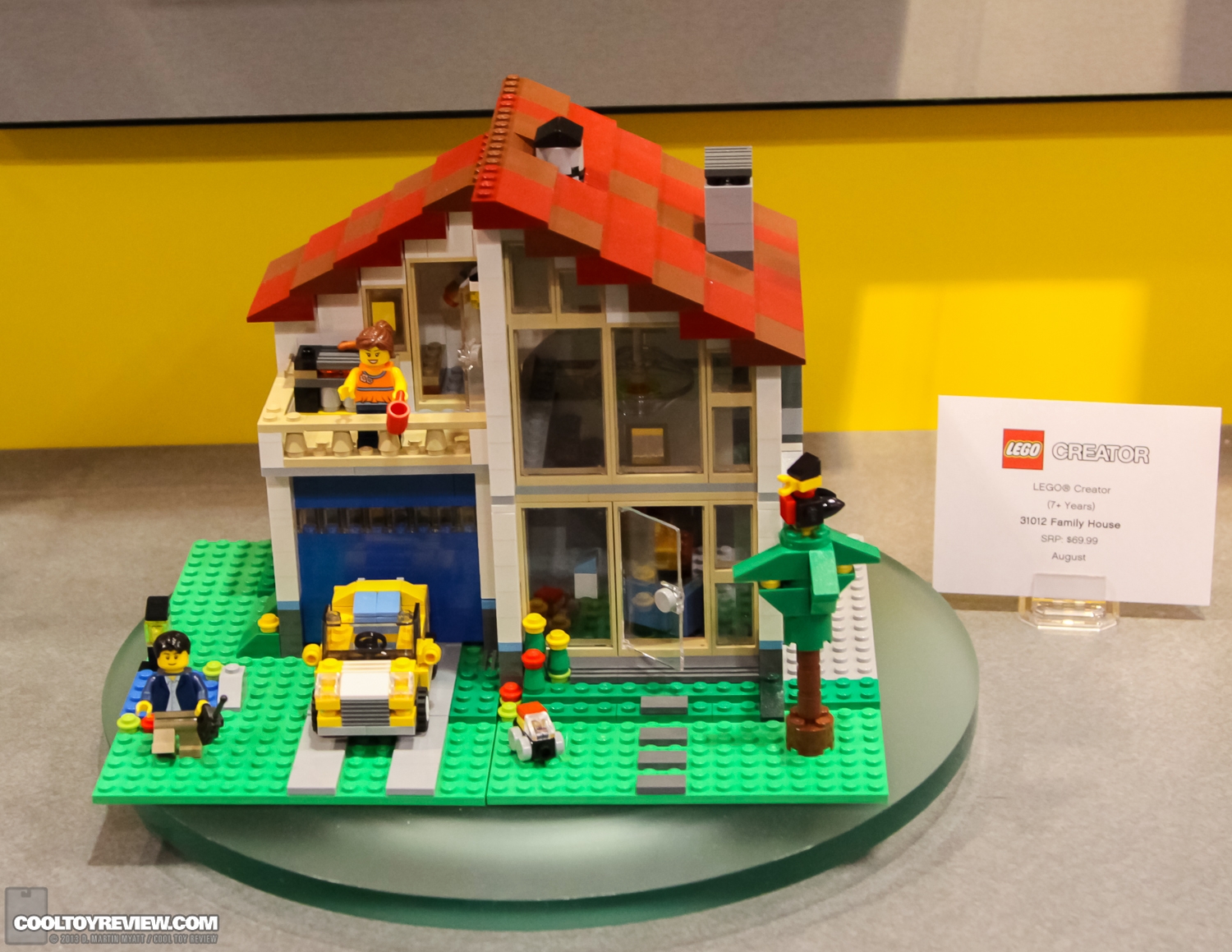 Hasbro_2013_International_Toy_Fair_LEGO-40.jpg