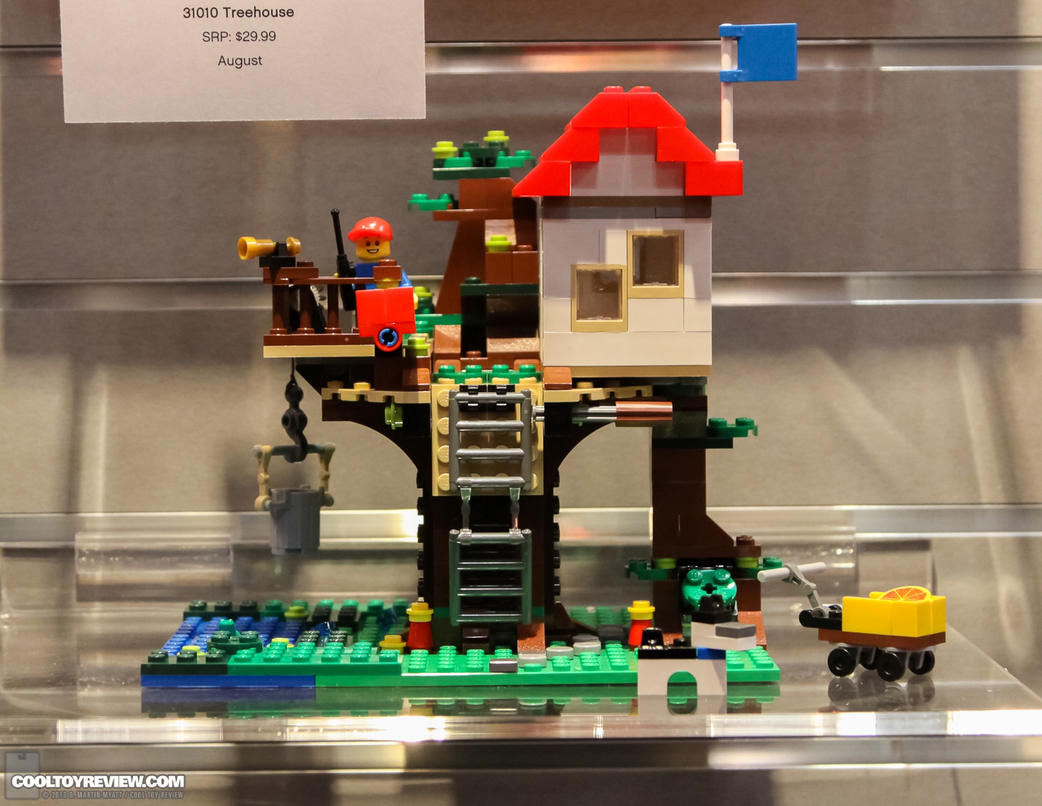 Hasbro_2013_International_Toy_Fair_LEGO-45.jpg