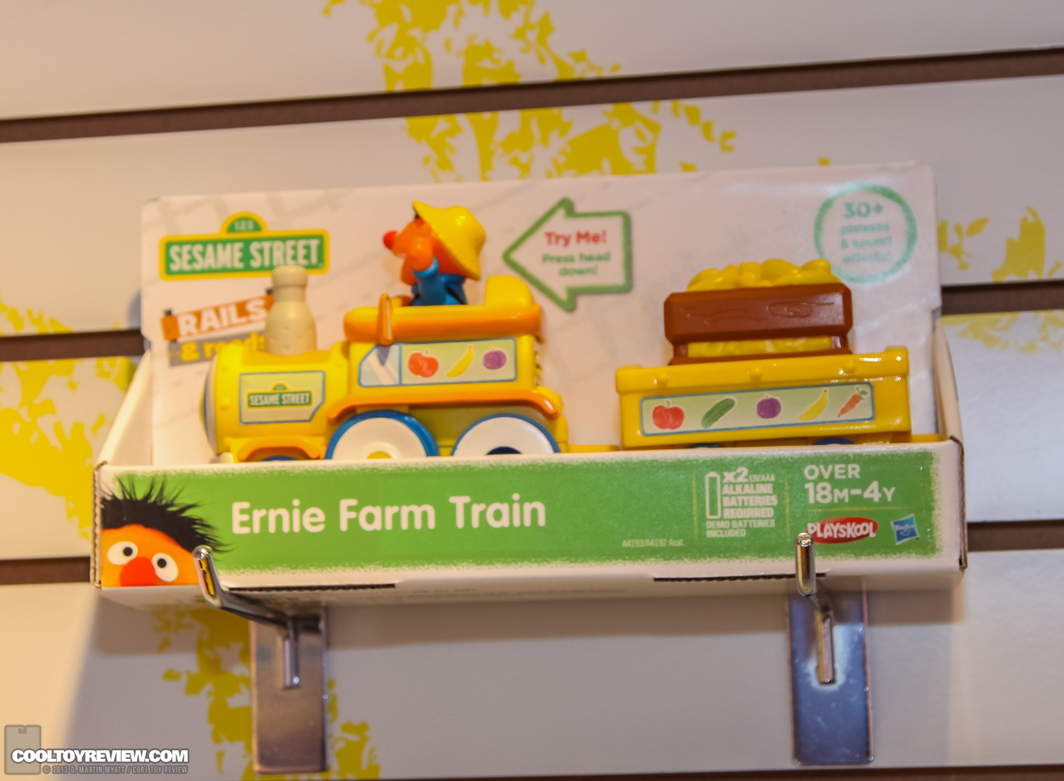 Hasbro_2013_International_Toy_Fair_Sesame_Street-26.jpg