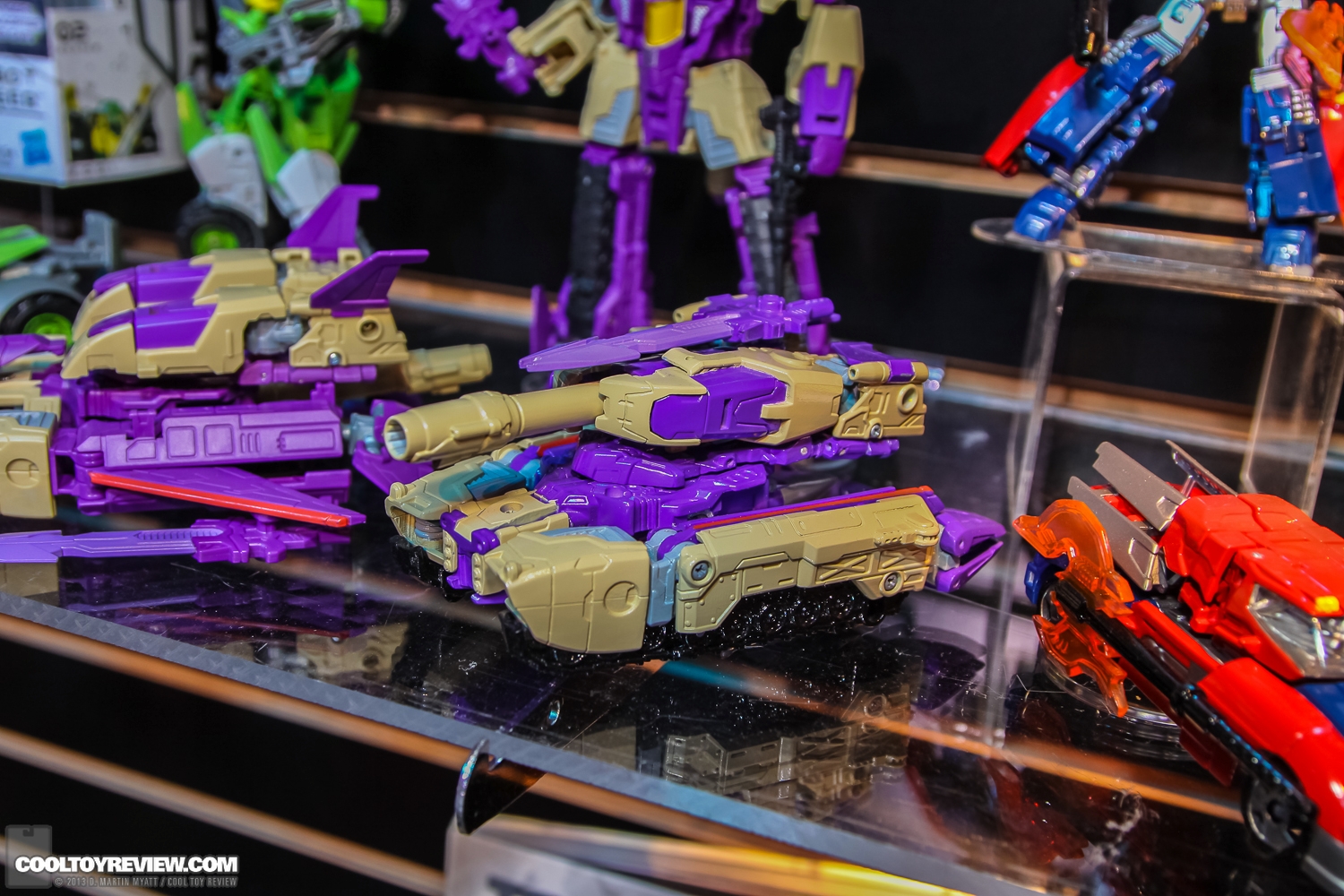 Hasbro_2013_International_Toy_Fair_Transformers-30.jpg