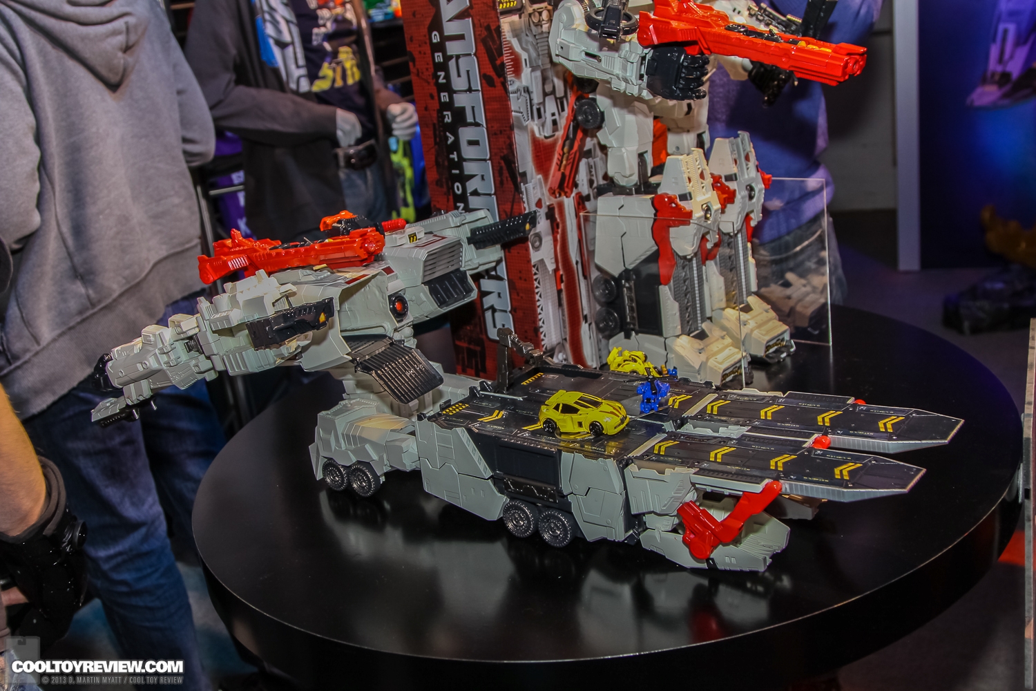 Hasbro_2013_International_Toy_Fair_Transformers-44.jpg