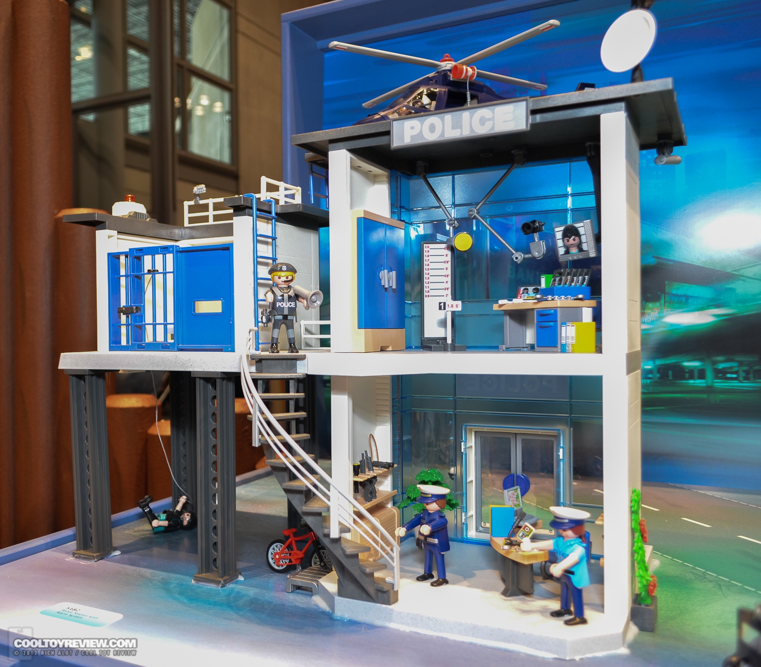 Toy-Fair-2013_Playmobil-28.JPG