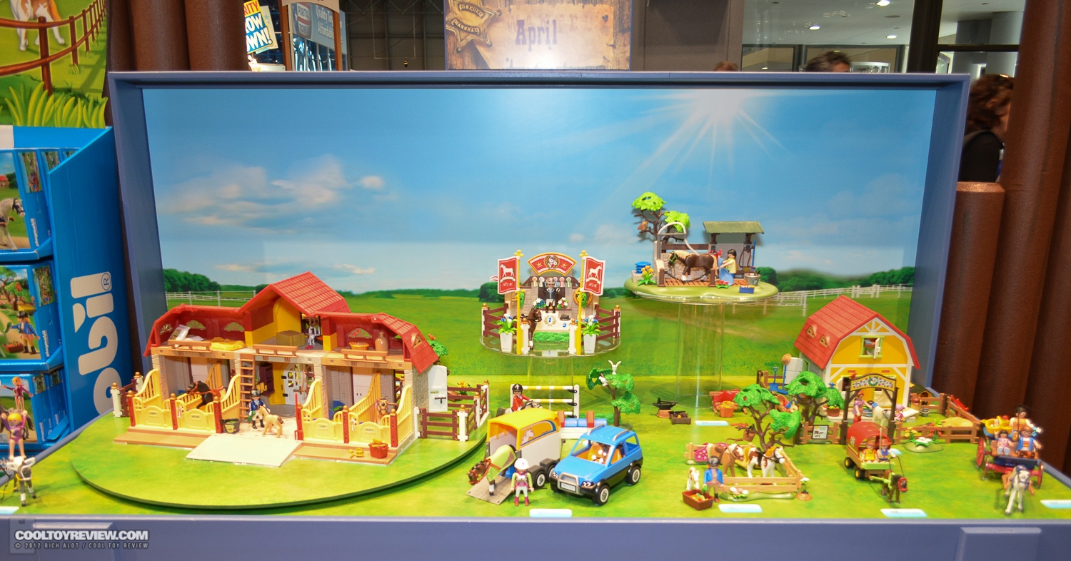 Toy-Fair-2013_Playmobil-32.JPG