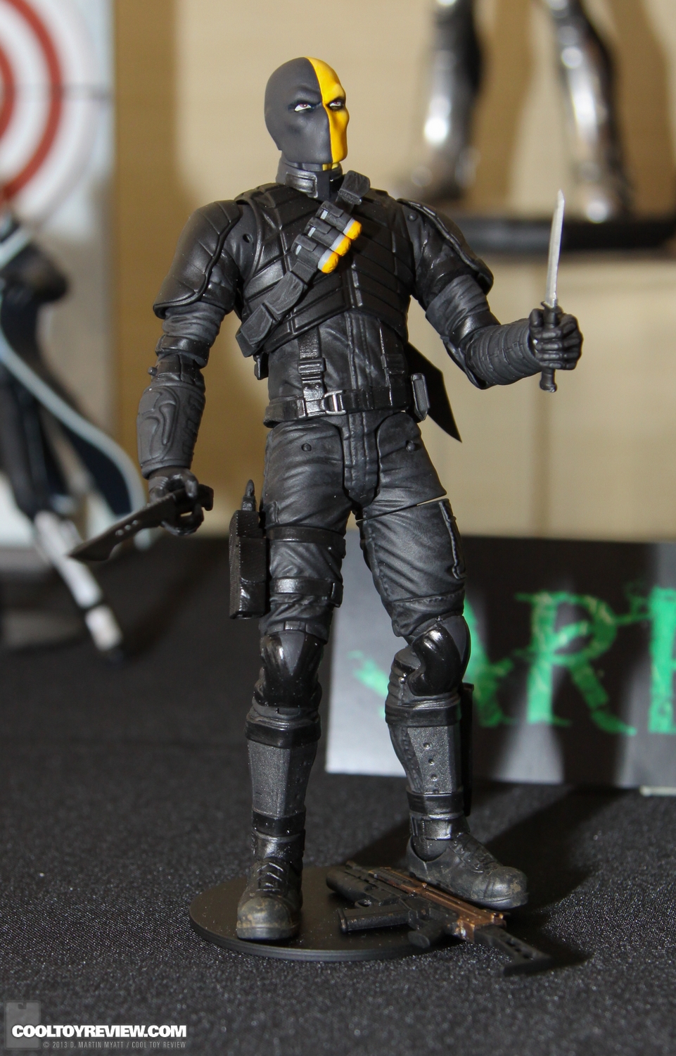 SDCC_2013_DC_Collectibles_Wed-025.jpg