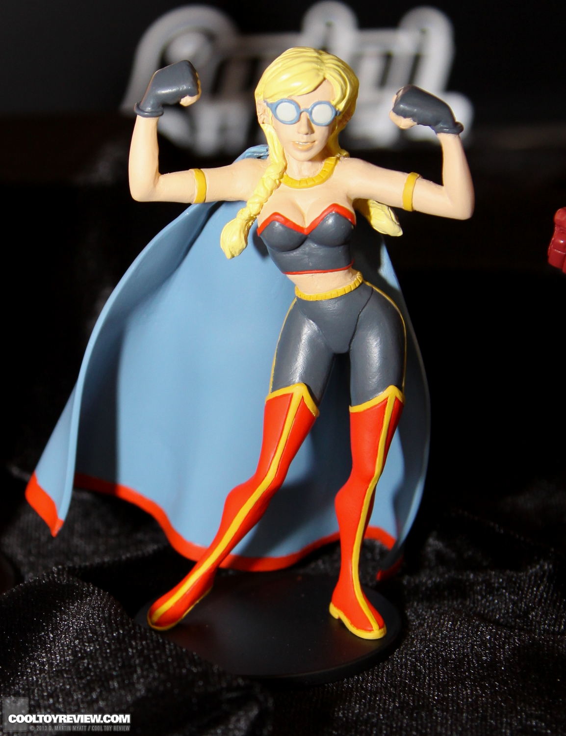 SDCC_2013_Dark_Horse_Saturday-006.jpg
