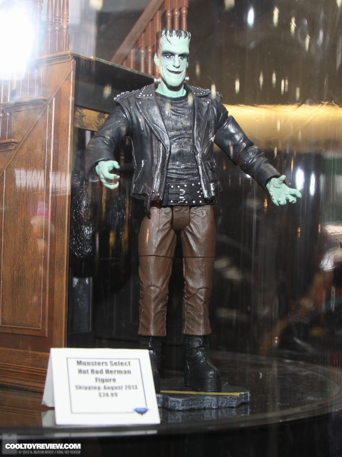 SDCC_2013_Diamond_Select_Toys_Friday-006.jpg