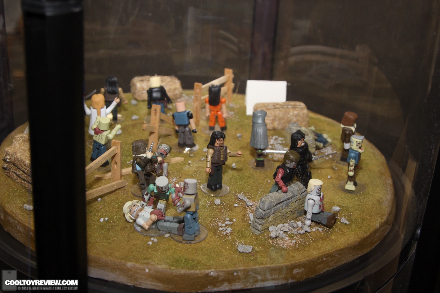 SDCC_2013_Diamond_Select_Toys_Friday-023.jpg