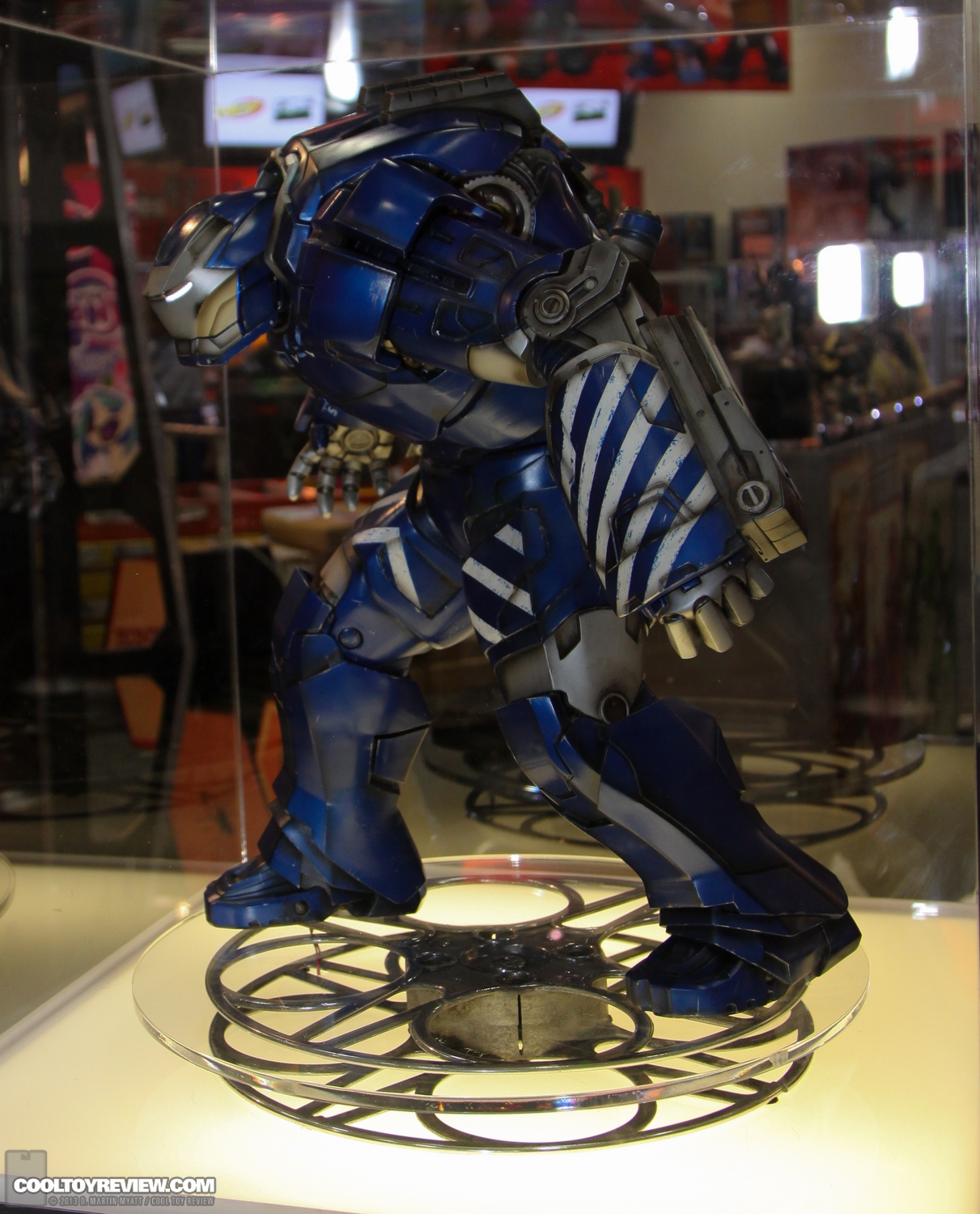 SDCC_2013_Gentle_Giant_Ltd_Wed-045.jpg