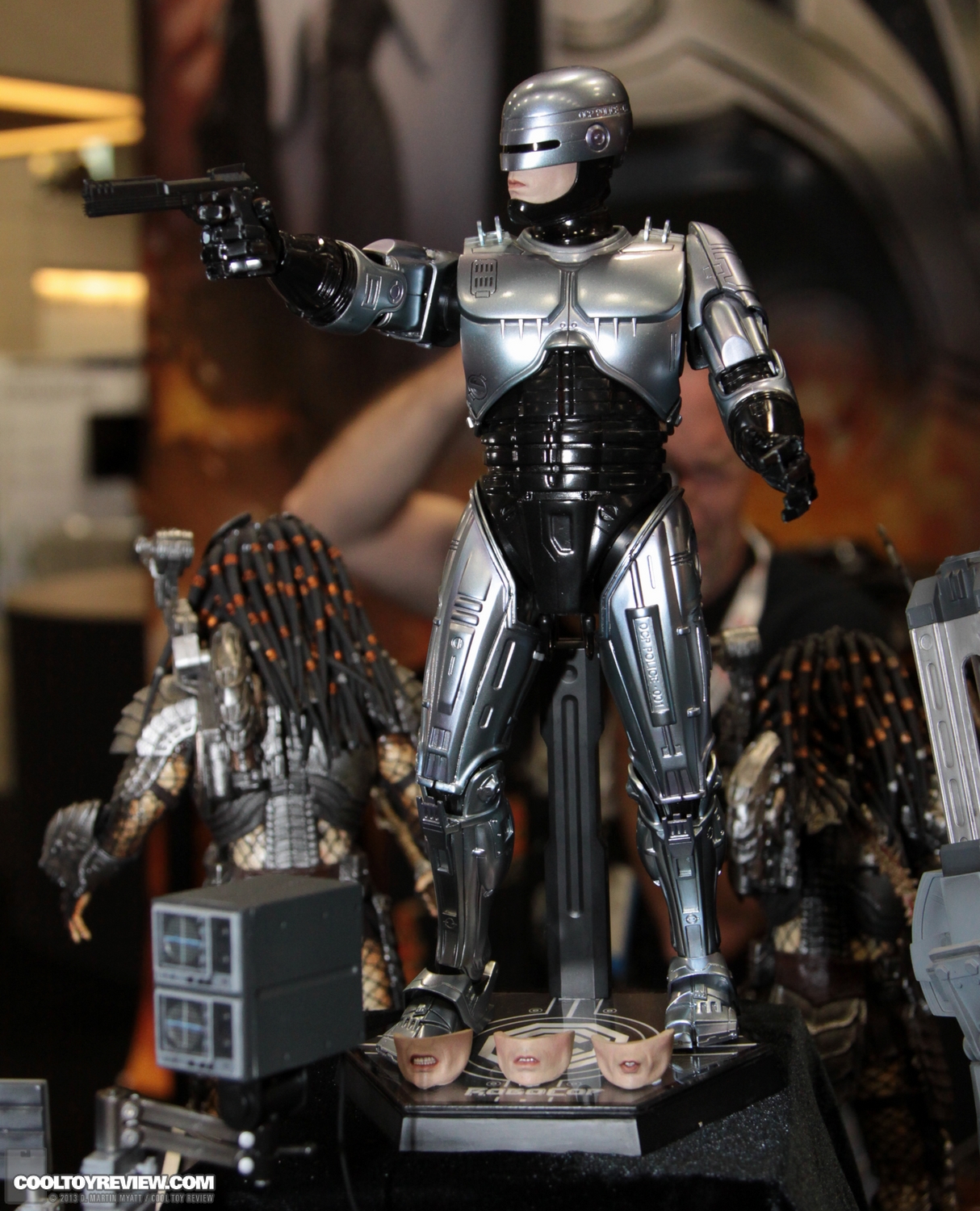 SDCC_2013_Hot_Toys_Thursday-040.jpg