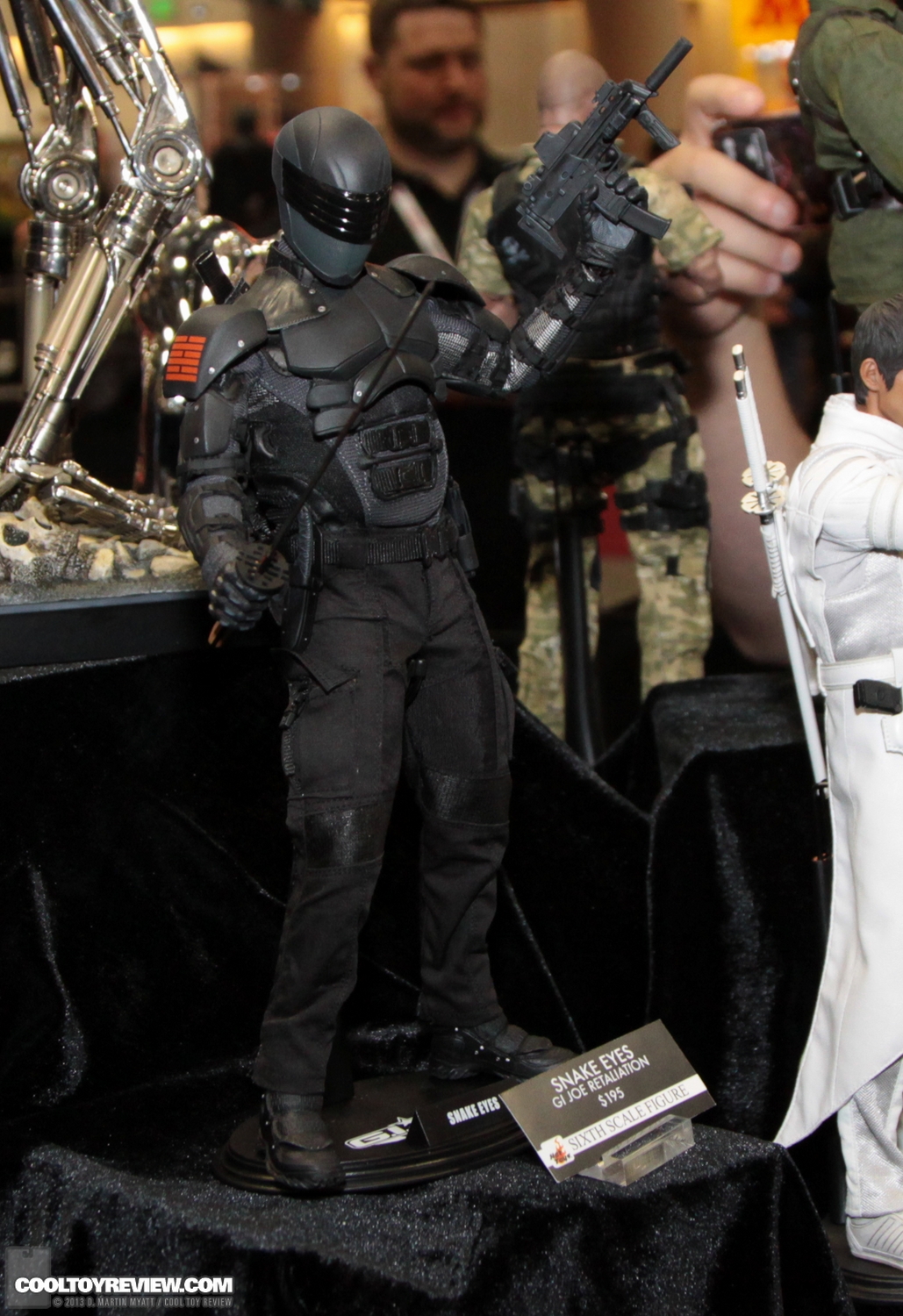 SDCC_2013_Hot_Toys_Thursday-053.jpg