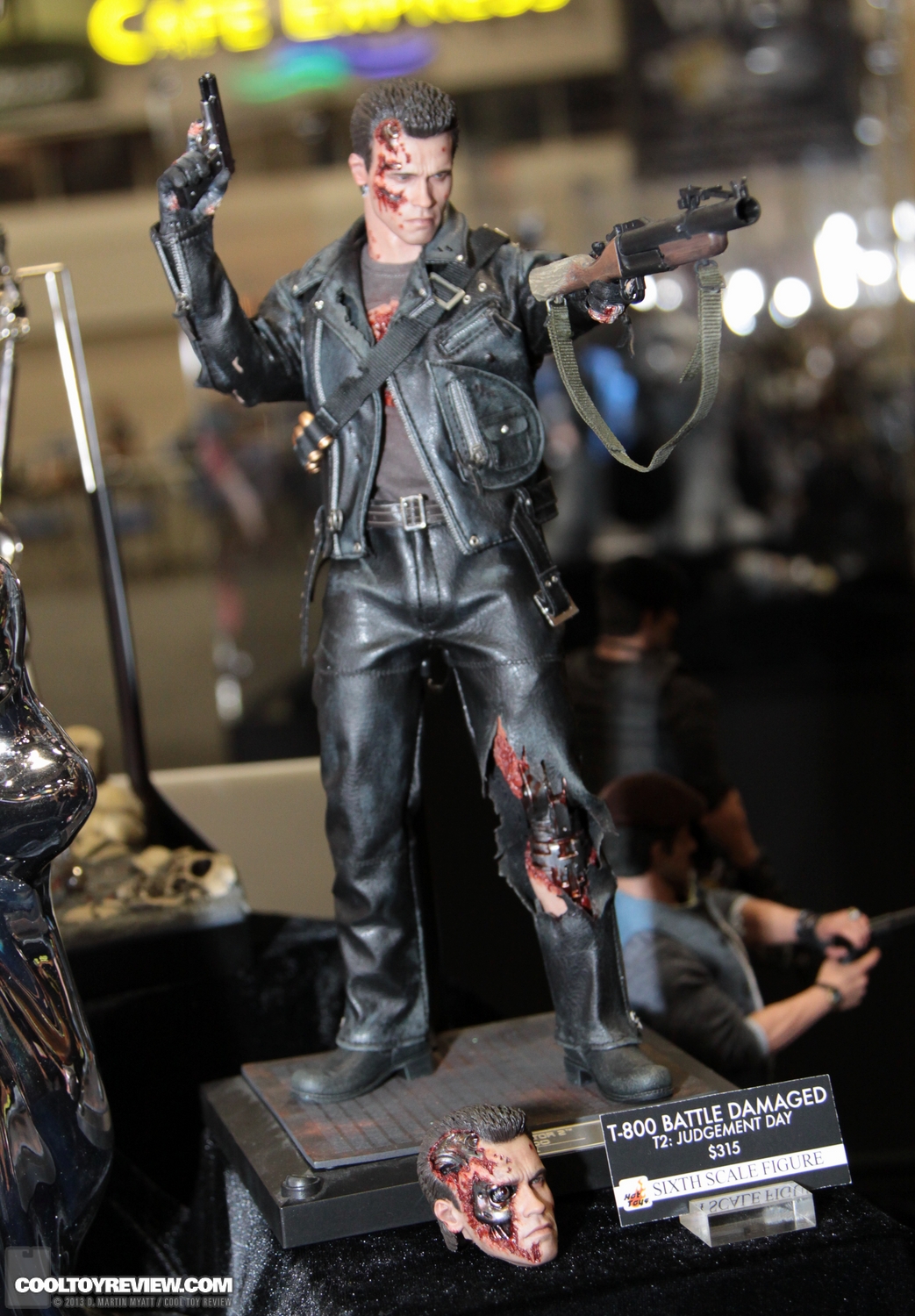 SDCC_2013_Hot_Toys_Thursday-066.jpg