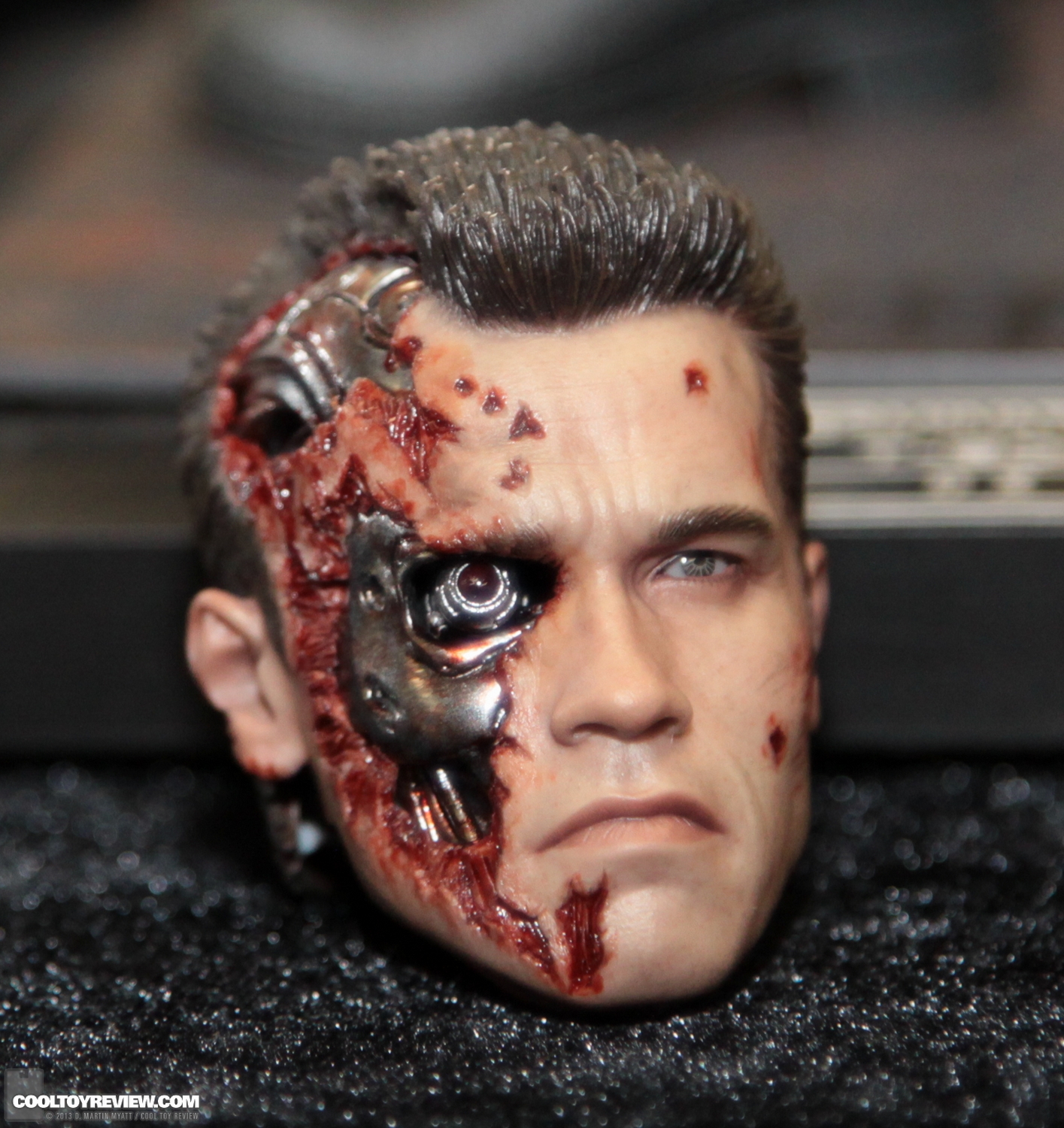 SDCC_2013_Hot_Toys_Thursday-068.jpg