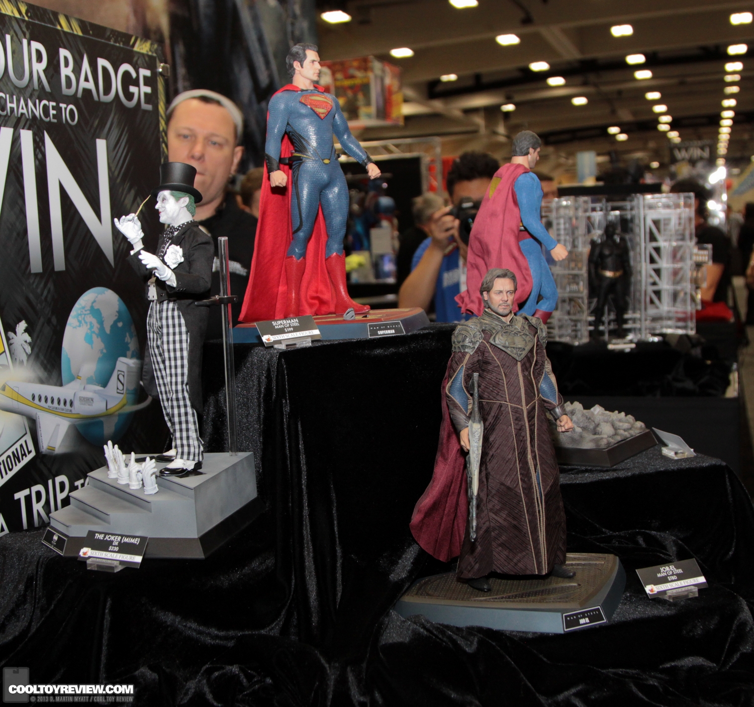 SDCC_2013_Hot_Toys_Thursday-086.jpg