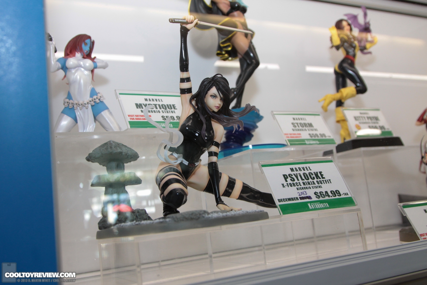 SDCC_2013_Kotobukiya_Thursday-020.jpg
