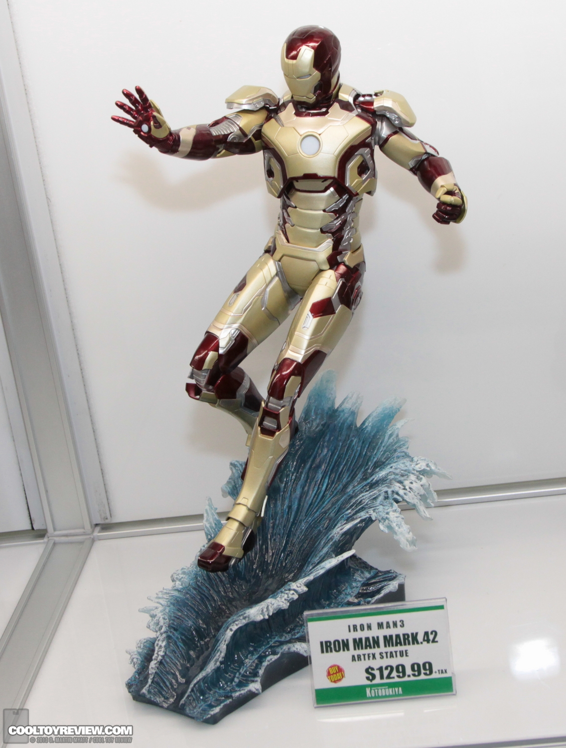 SDCC_2013_Kotobukiya_Thursday-034.jpg