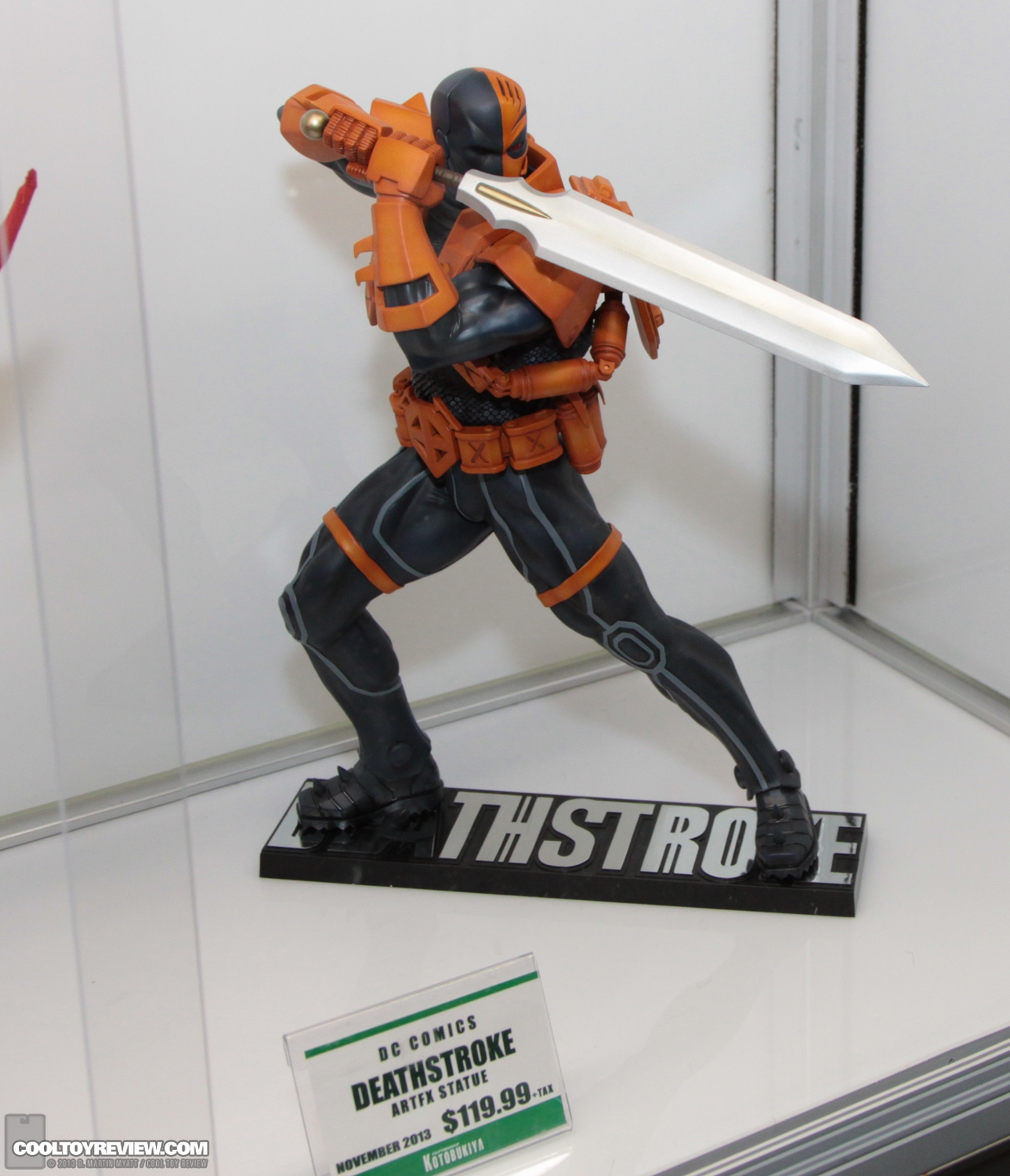 SDCC_2013_Kotobukiya_Thursday-040.jpg