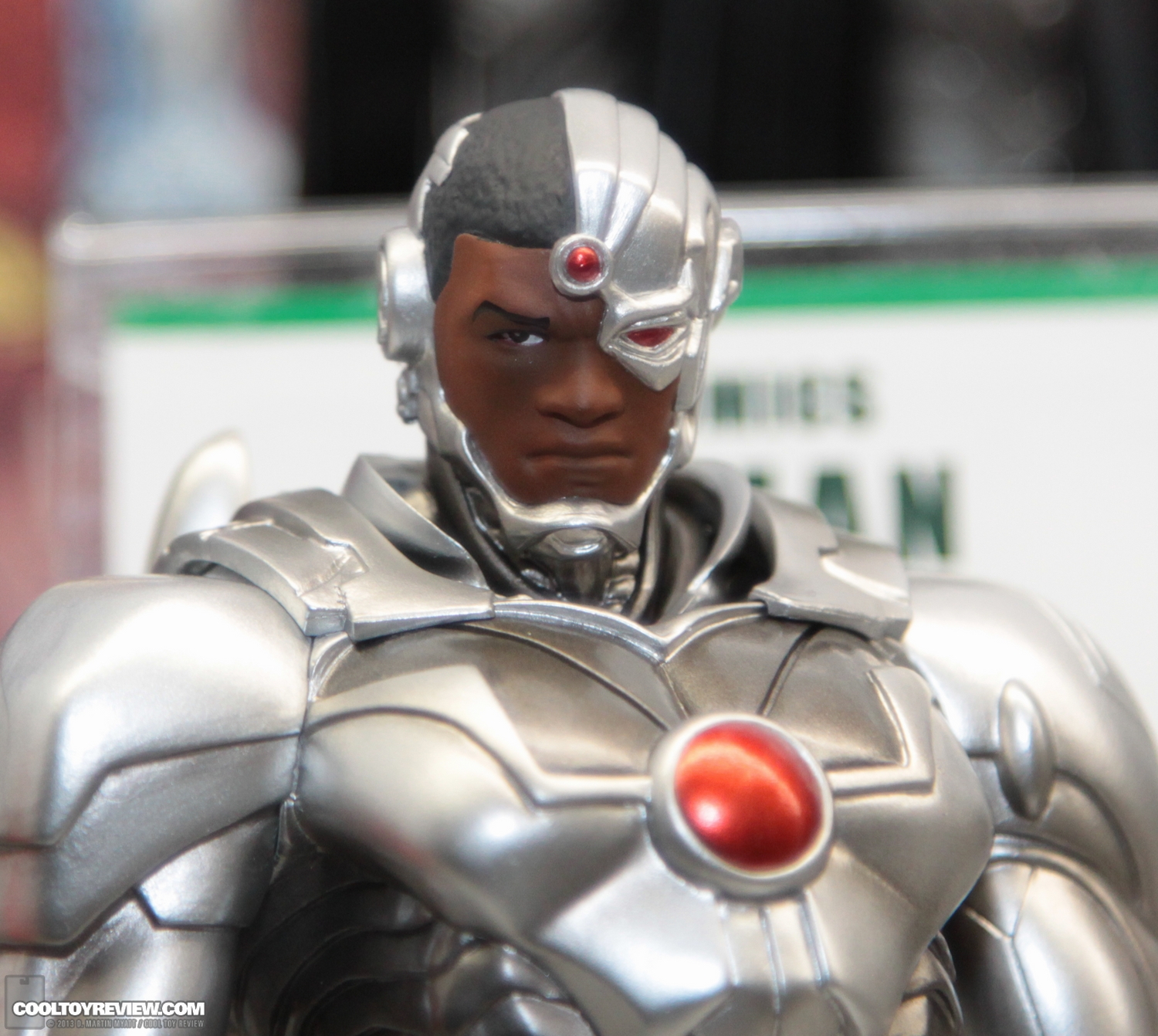 SDCC_2013_Kotobukiya_Thursday-055.jpg