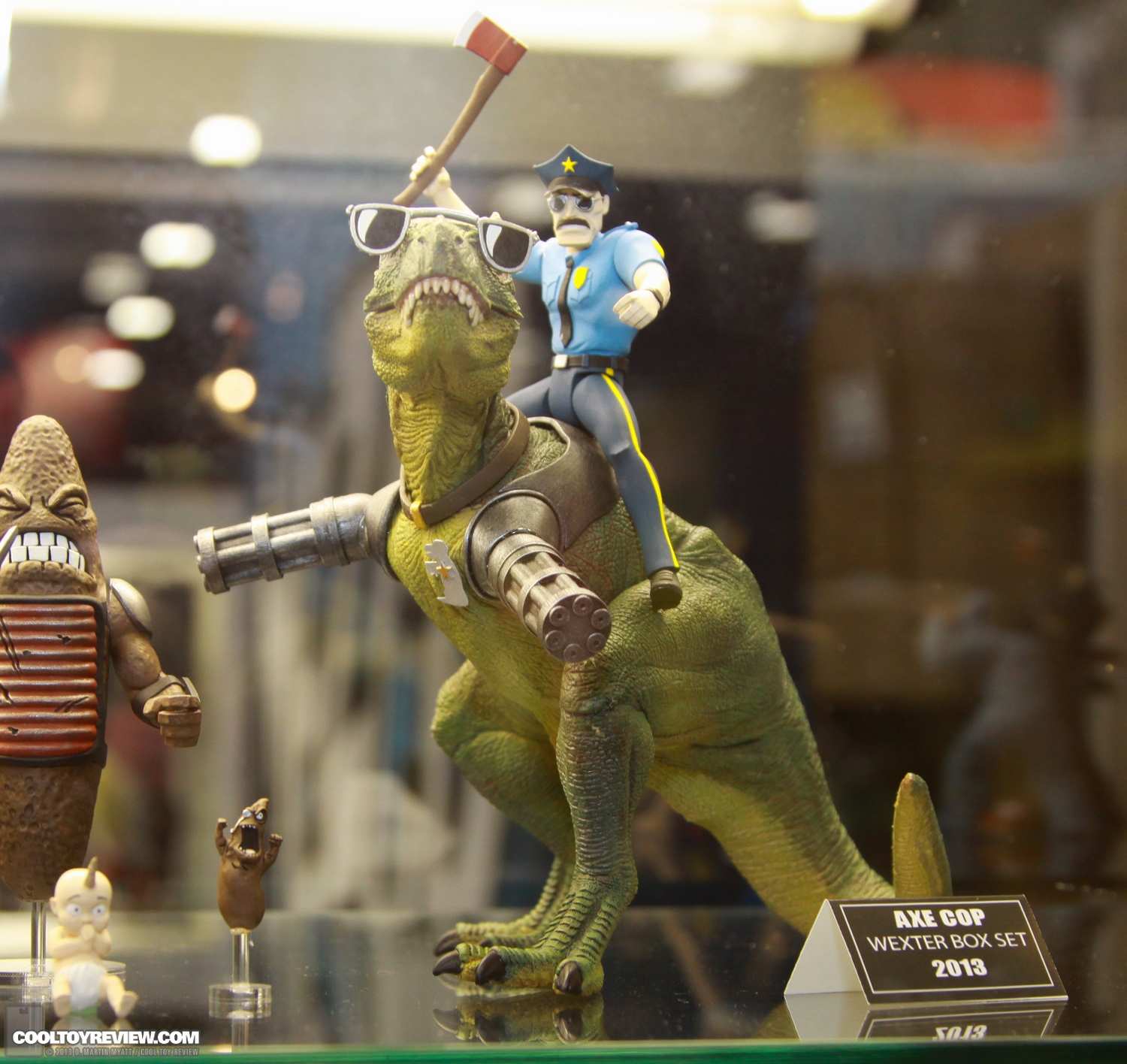 SDCC_2013_Mezco_Sunday-034.jpg
