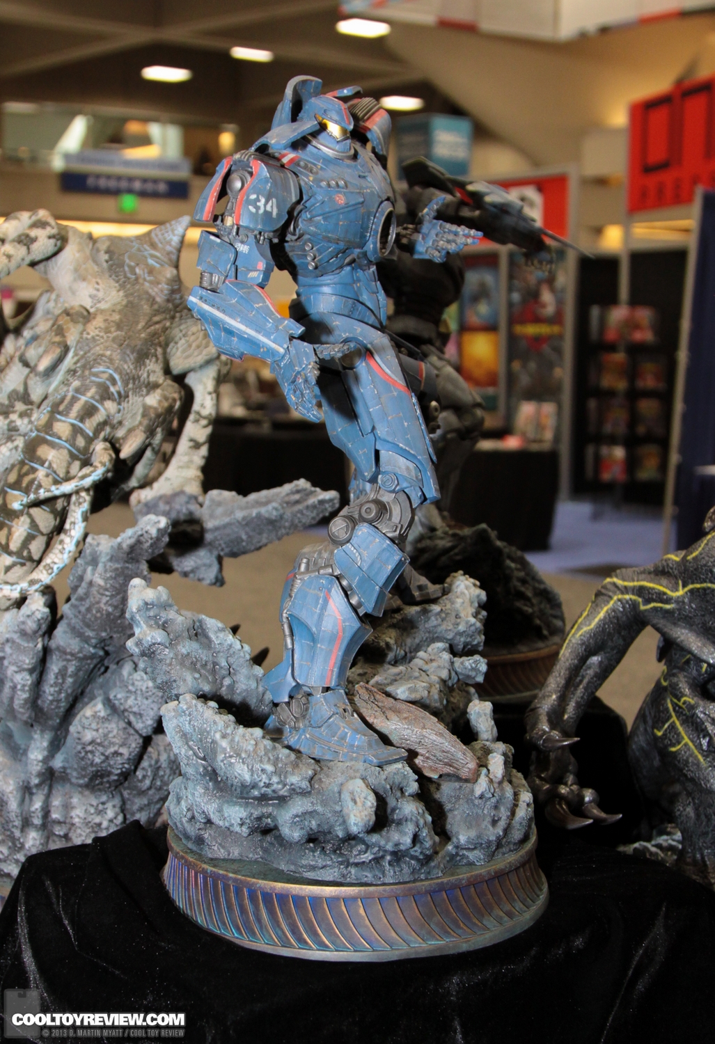 SDCC_2013_Sideshow_Collectibles_Thursday-085.jpg