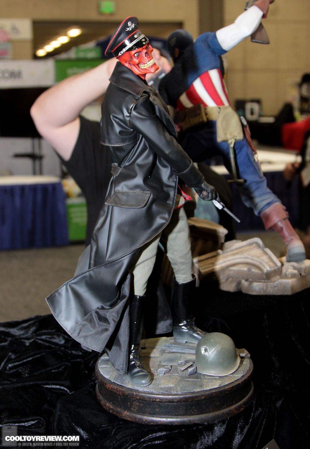 SDCC_2013_Sideshow_Collectibles_Thursday-156.jpg