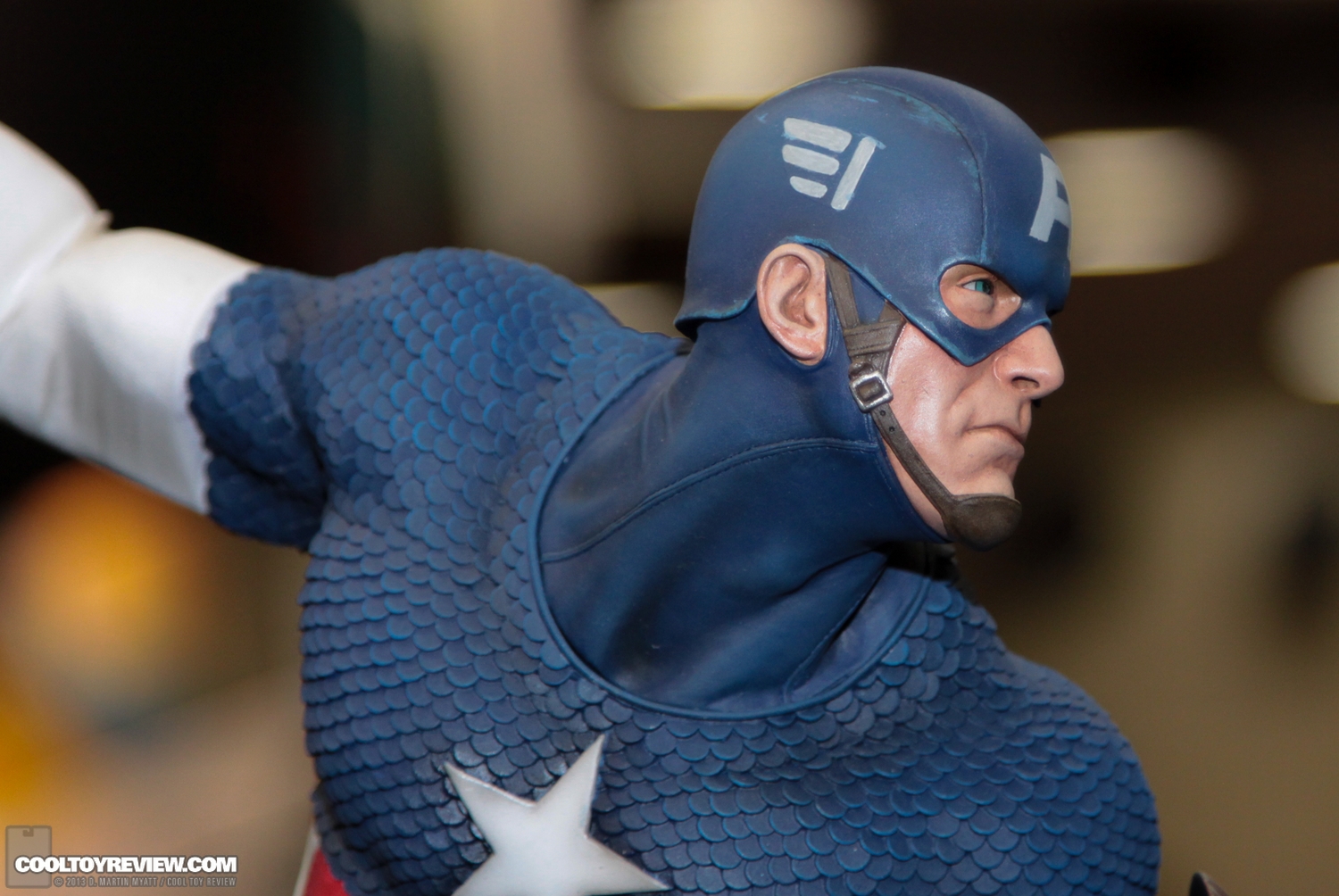 SDCC_2013_Sideshow_Collectibles_Thursday-165.jpg