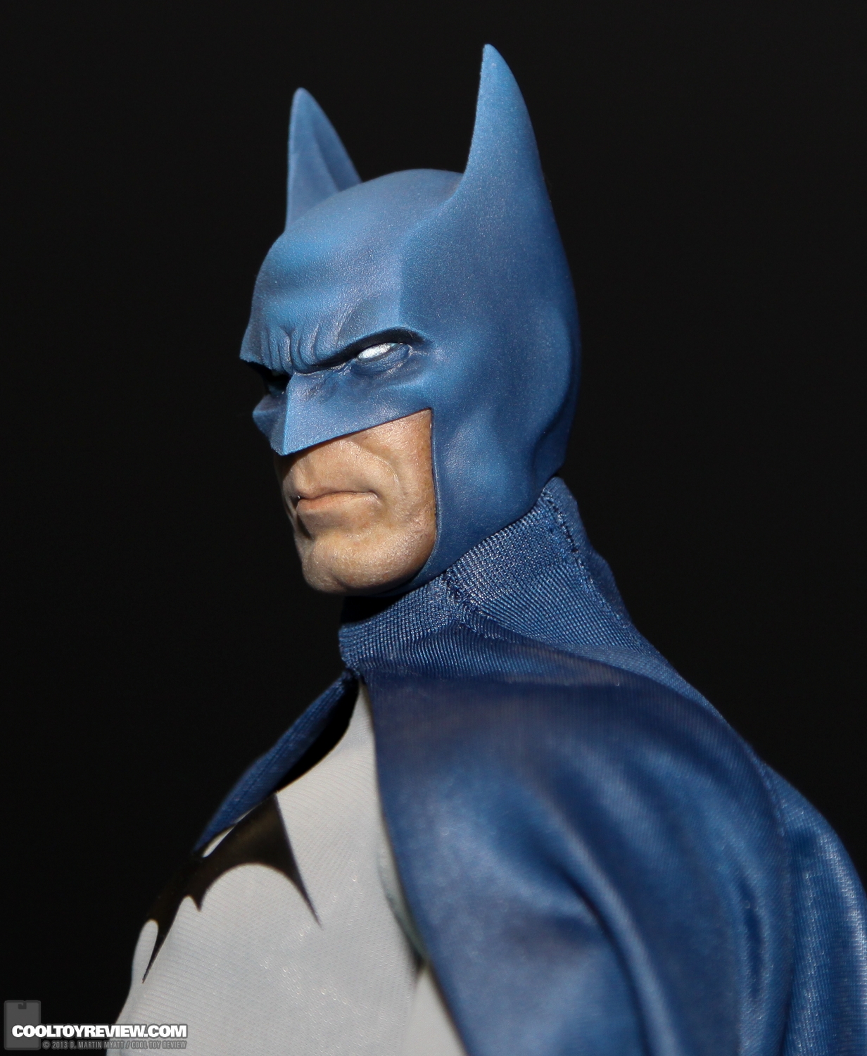 Batman - 1/6th Scale figure [Sideshow Collectibles] | Hi-Def Ninja ...