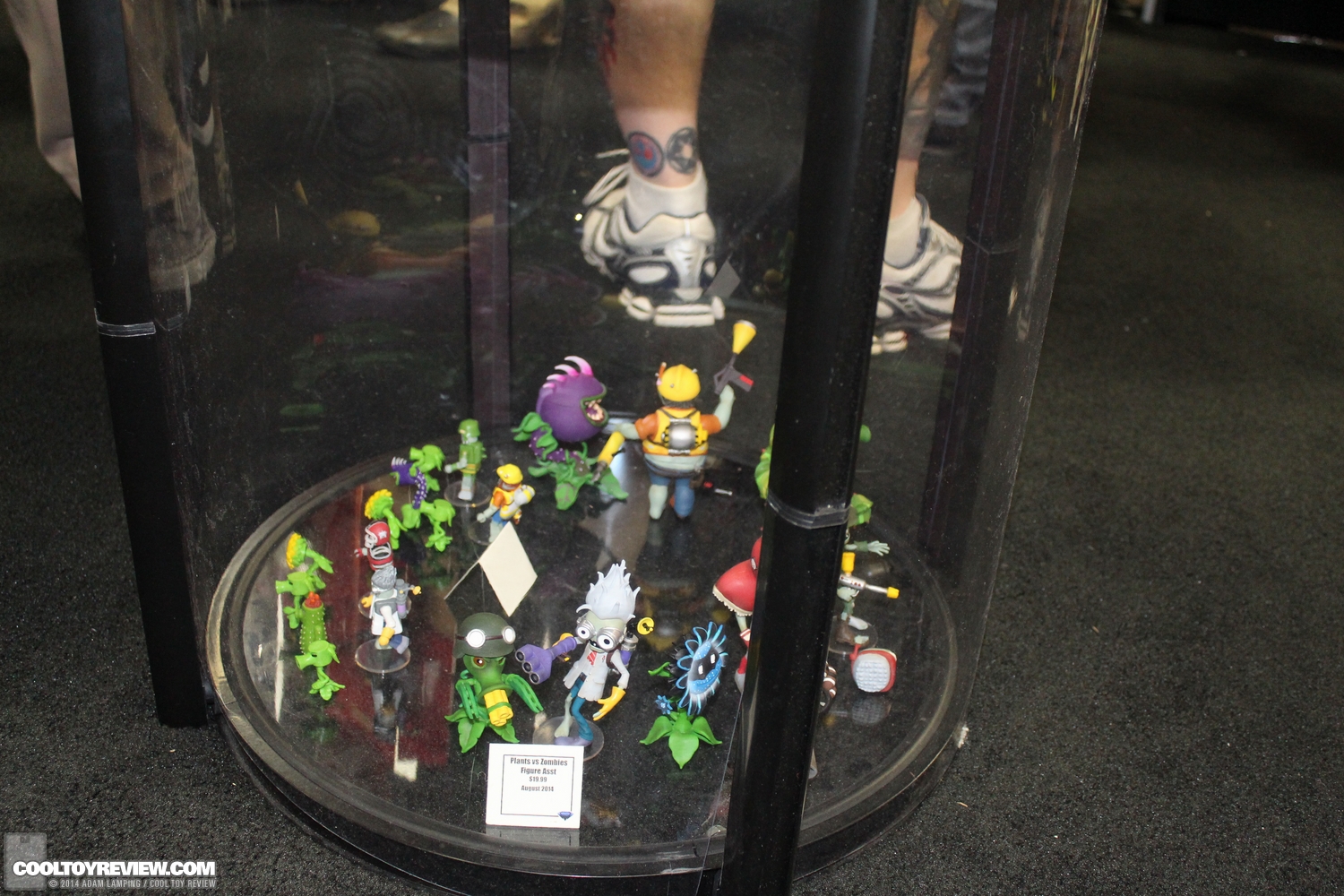 san-diego-comic-con-2014-diamond-select-toys-025.JPG