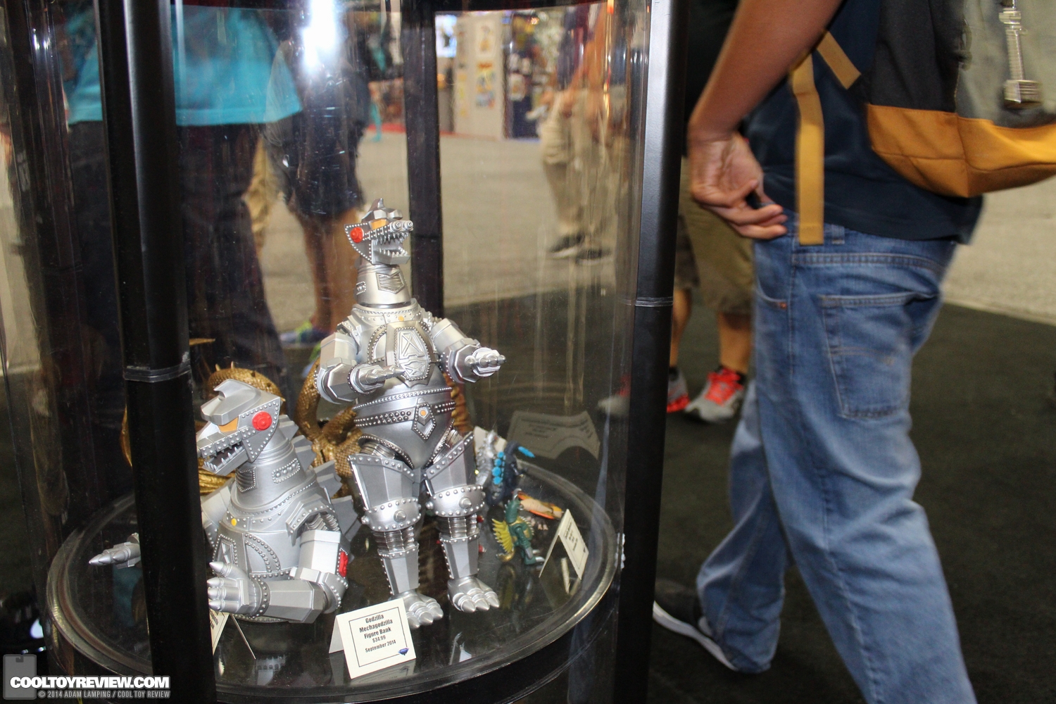 san-diego-comic-con-2014-diamond-select-toys-027.JPG