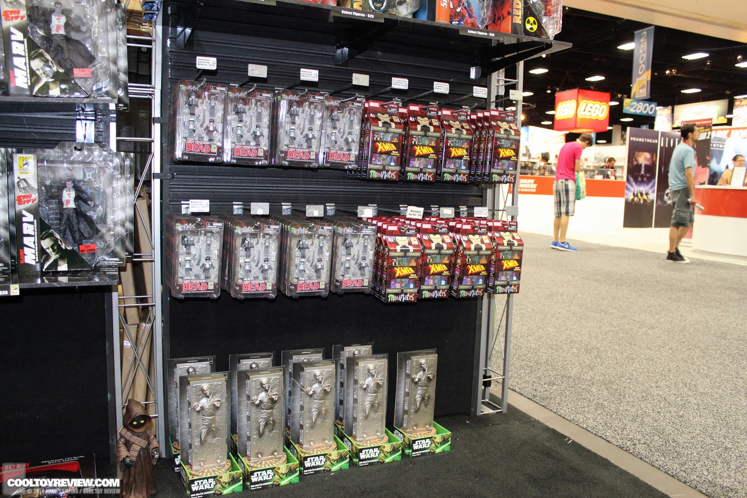 san-diego-comic-con-2014-diamond-select-toys-035.JPG