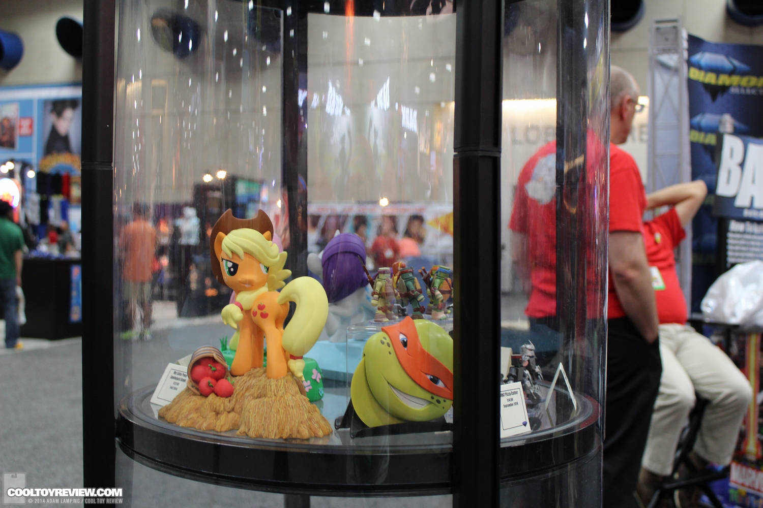 san-diego-comic-con-2014-diamond-select-toys-043.JPG