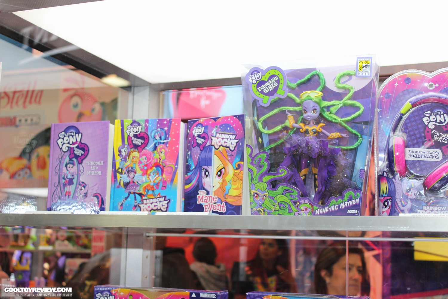 san-diego-comic-con-2014-hasbro-my-little-pony-rainbow-rocks-002.JPG