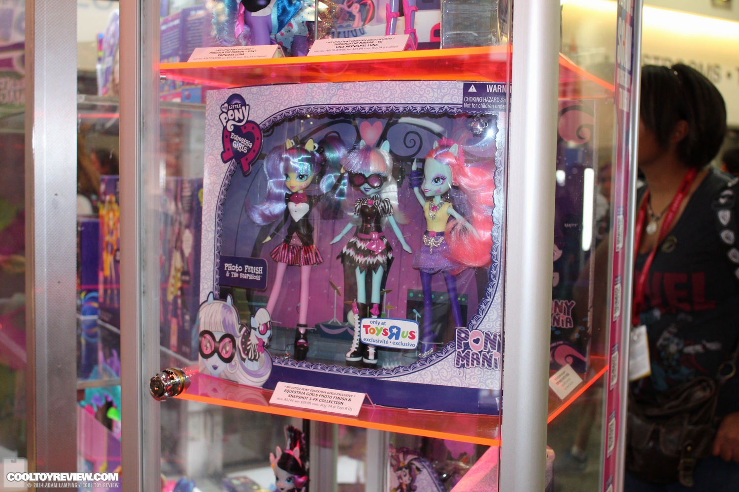 san-diego-comic-con-2014-hasbro-my-little-pony-rainbow-rocks-015.JPG