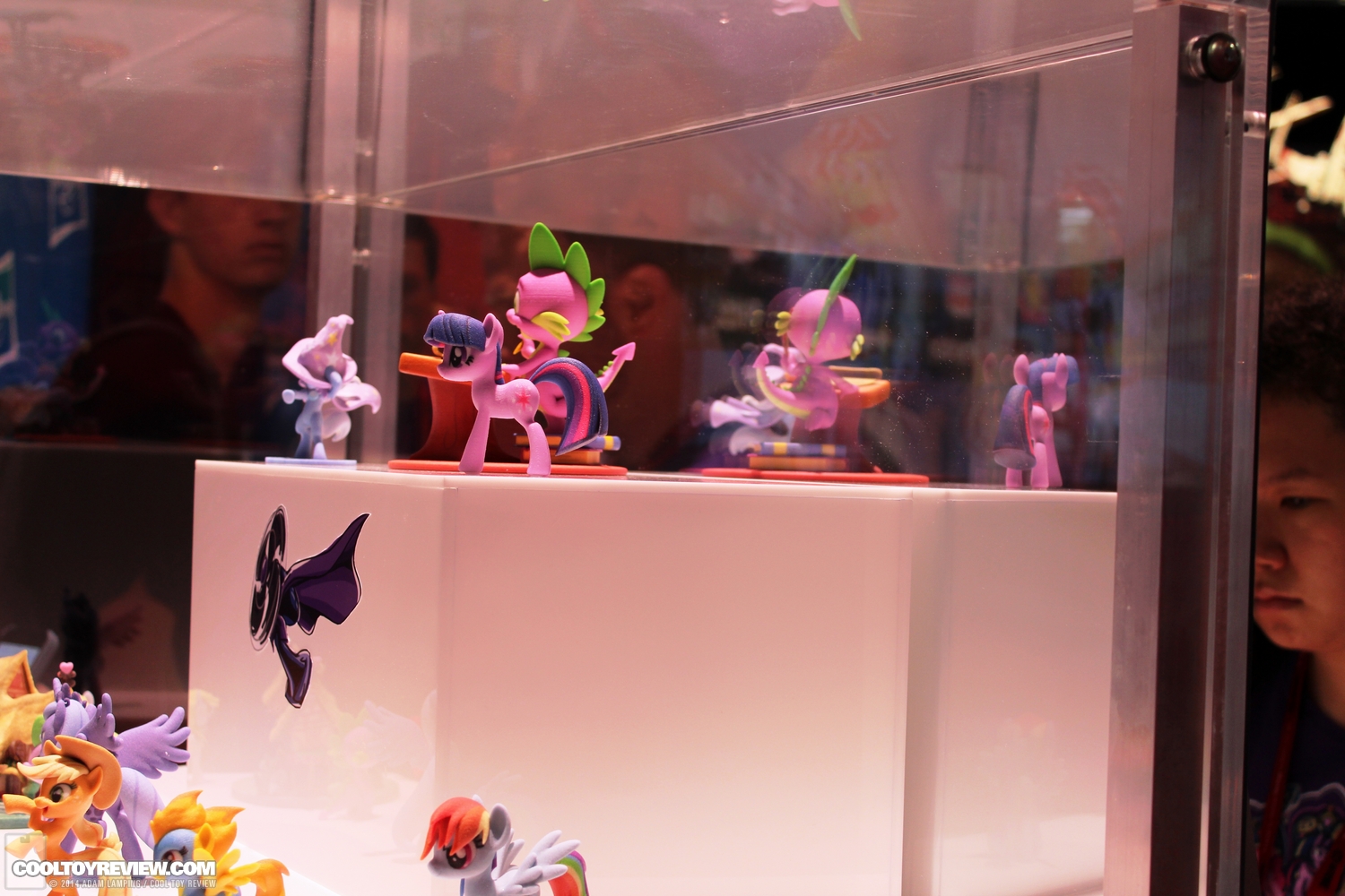 san-diego-comic-con-2014-hasbro-my-little-pony-super-fan-art-002.JPG