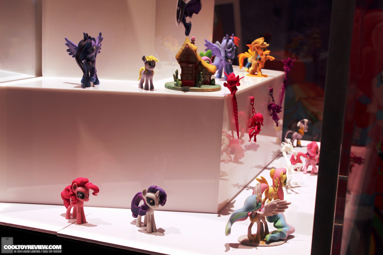 san-diego-comic-con-2014-hasbro-my-little-pony-super-fan-art-007.JPG