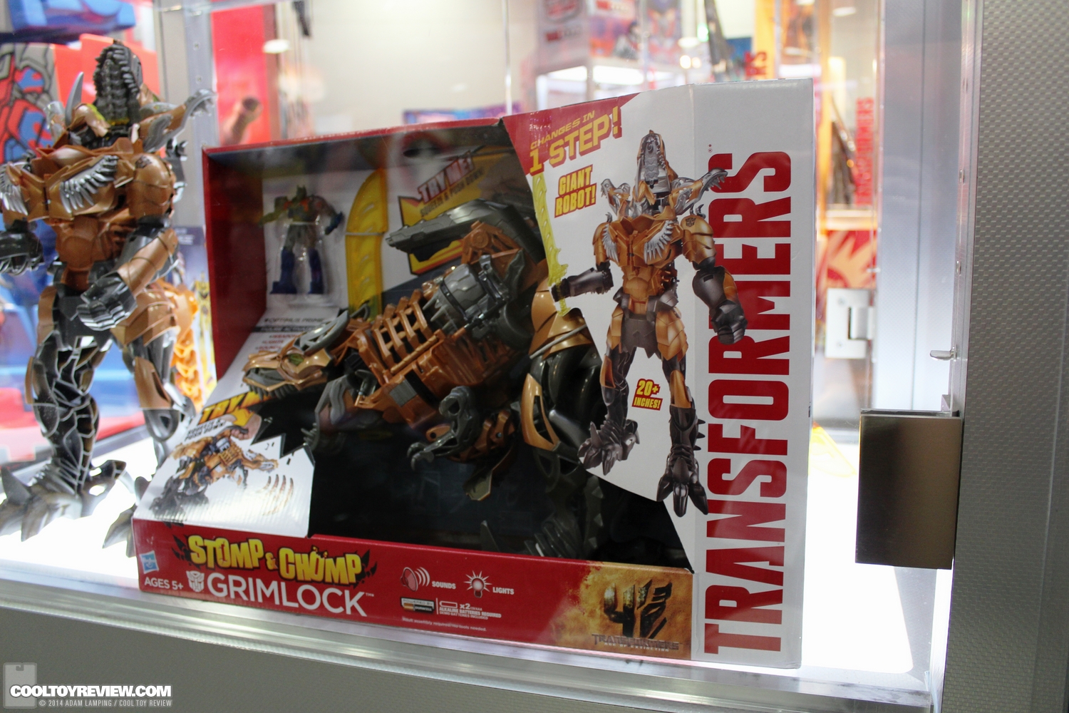 san-diego-comic-con-2014-hasbro-transformers-022.JPG