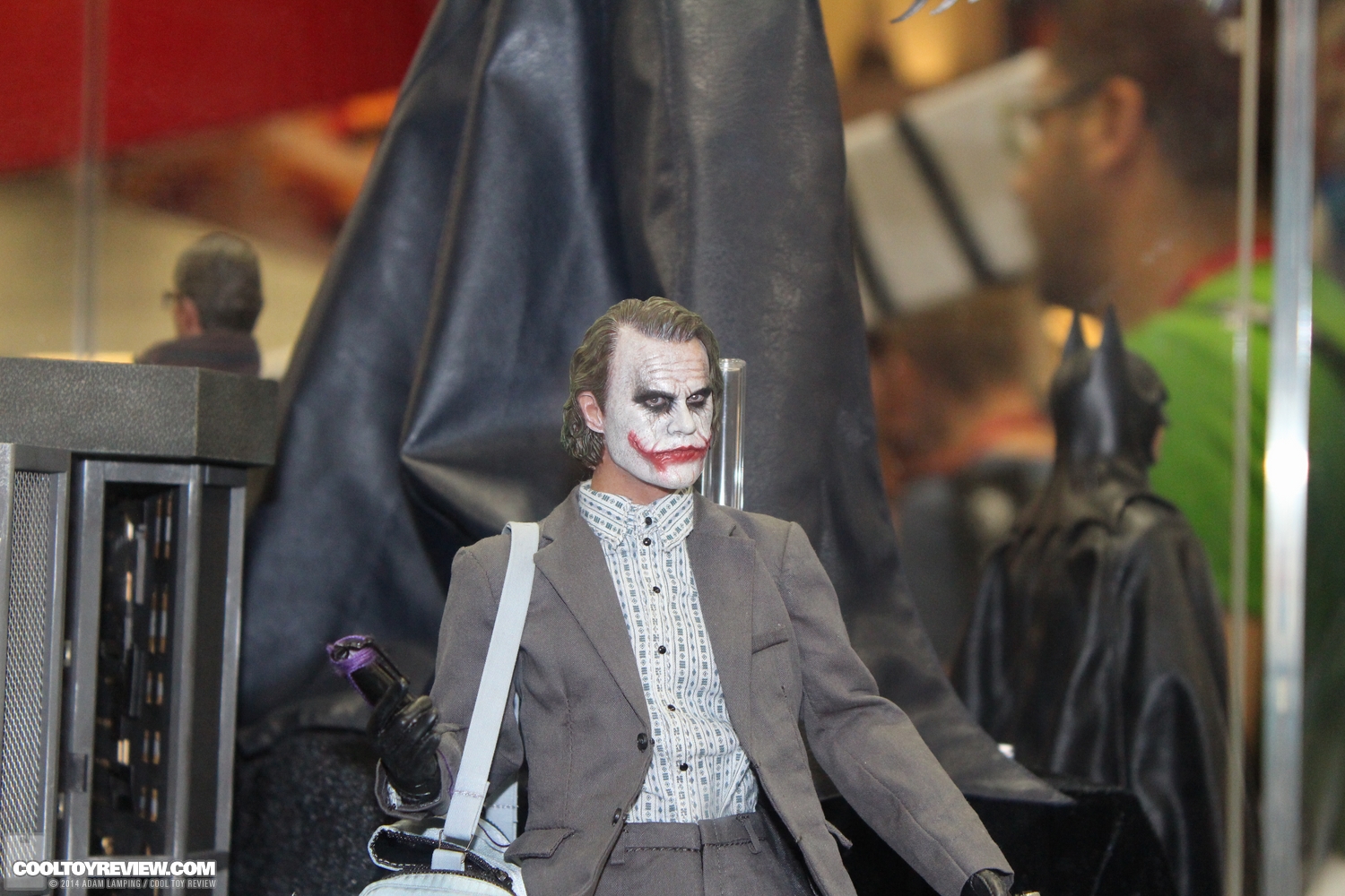 san-diego-comic-con-2014-hot-toys-010.JPG