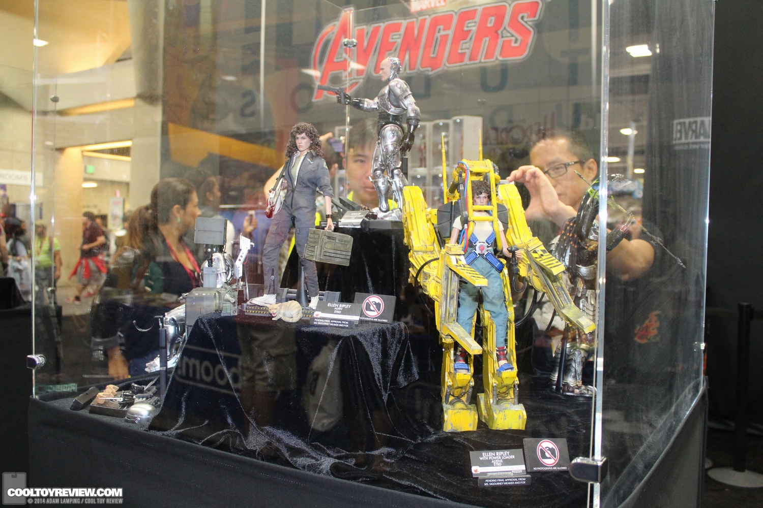 san-diego-comic-con-2014-hot-toys-031.JPG