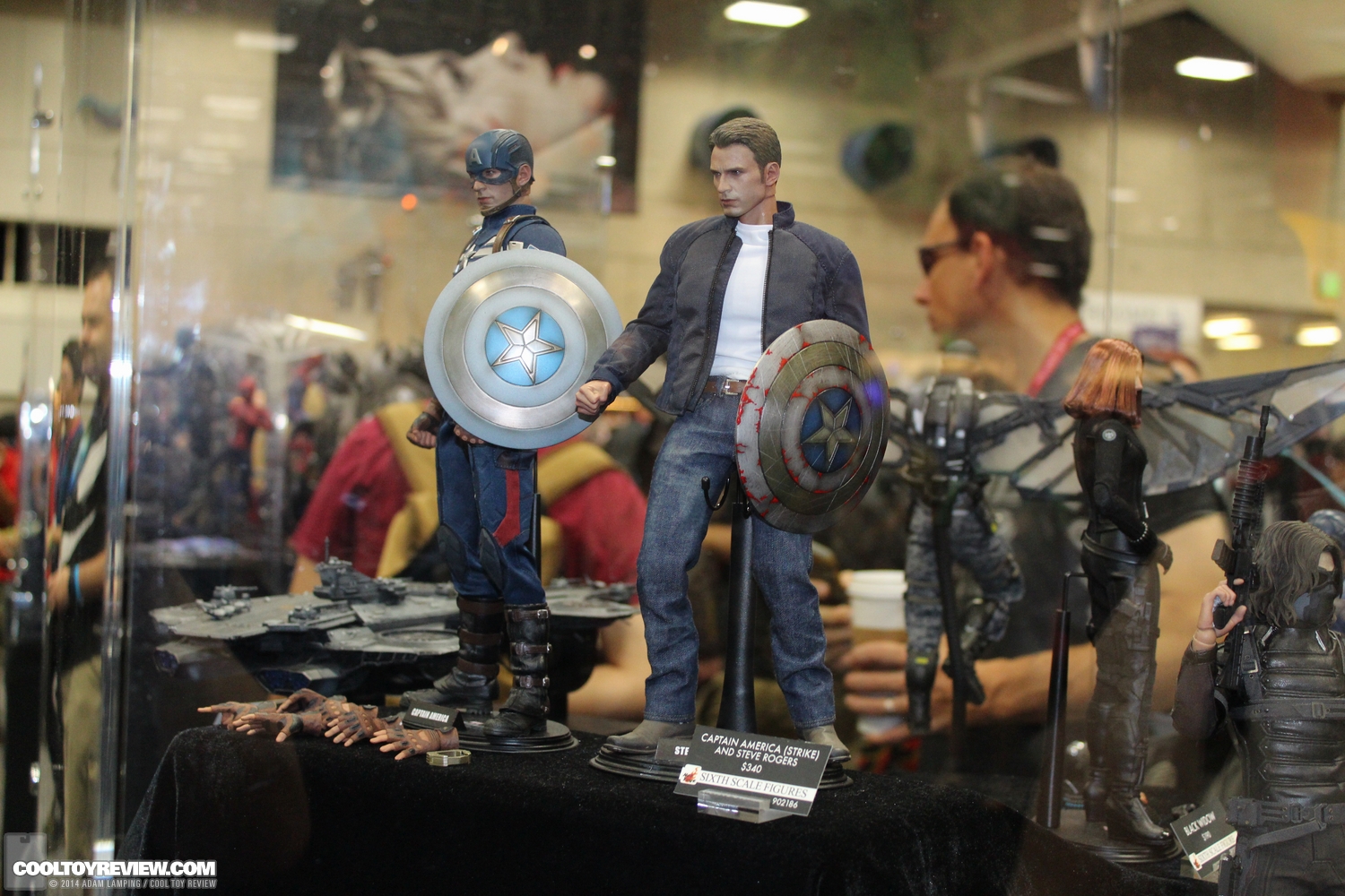 san-diego-comic-con-2014-hot-toys-045.JPG