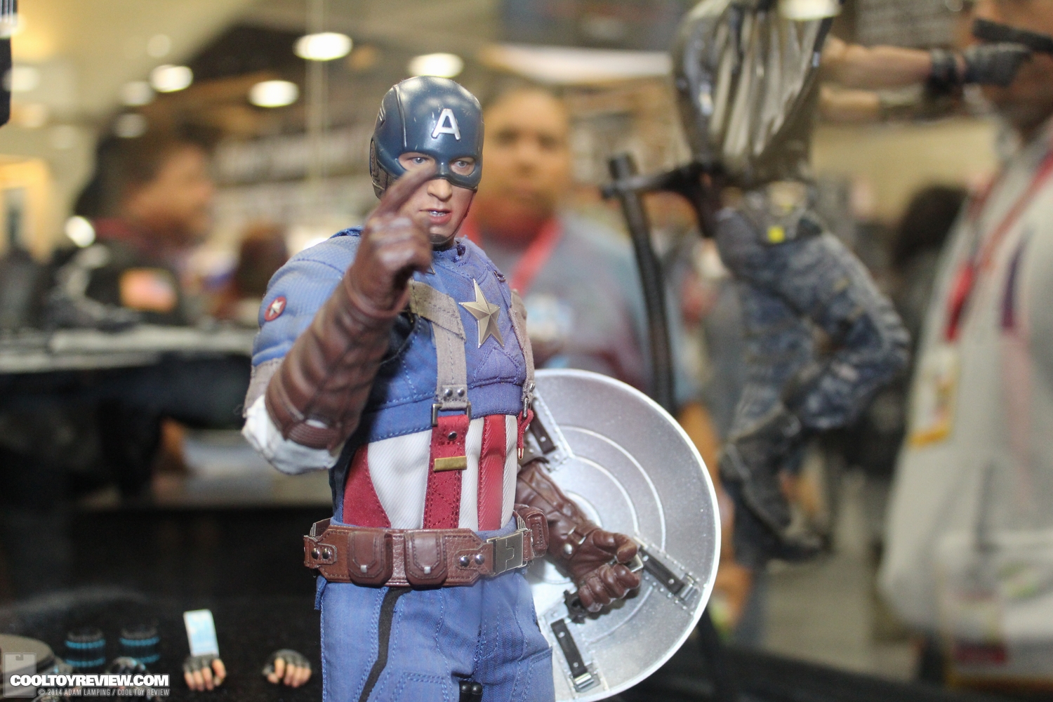 san-diego-comic-con-2014-hot-toys-053.JPG