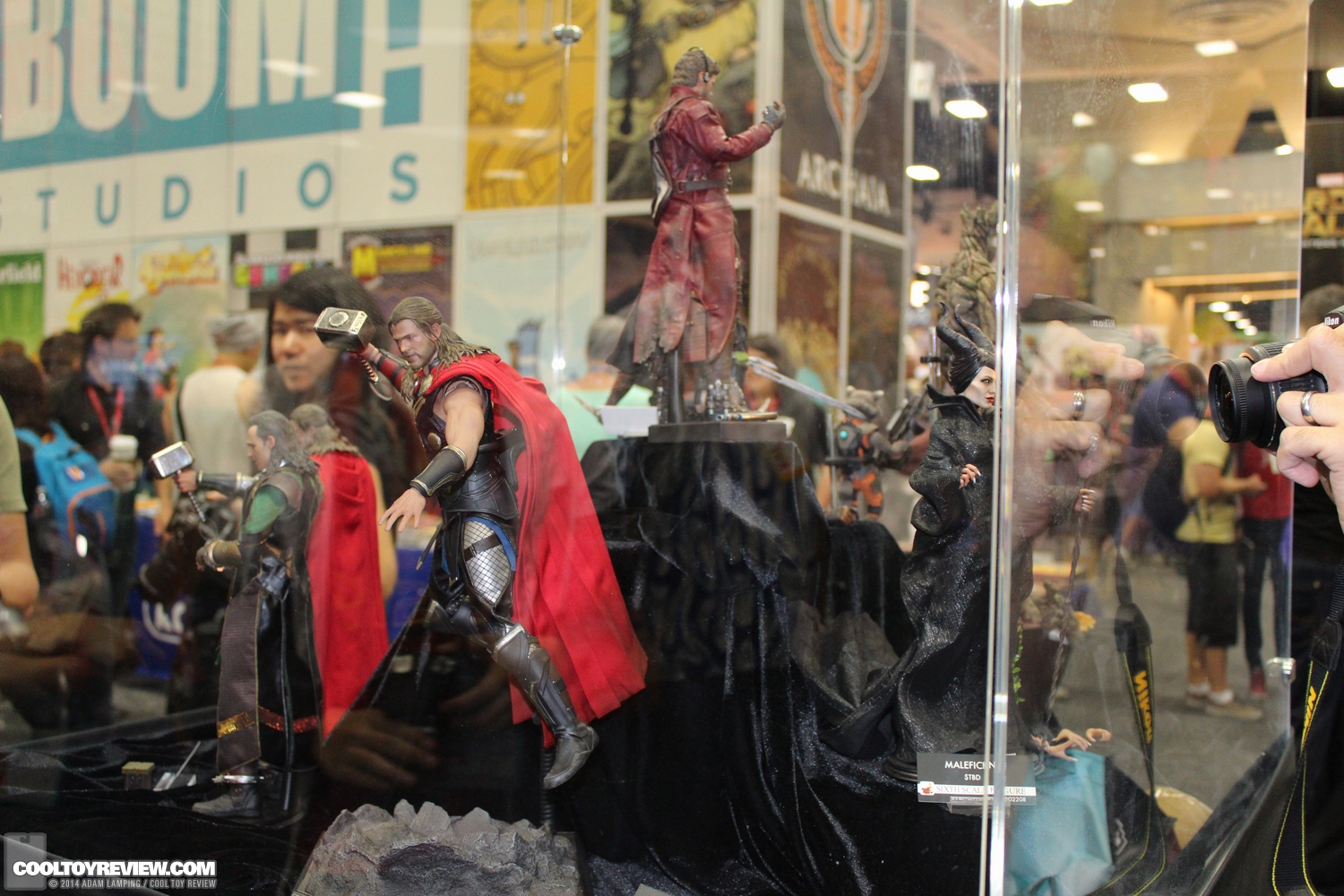 san-diego-comic-con-2014-hot-toys-082.JPG