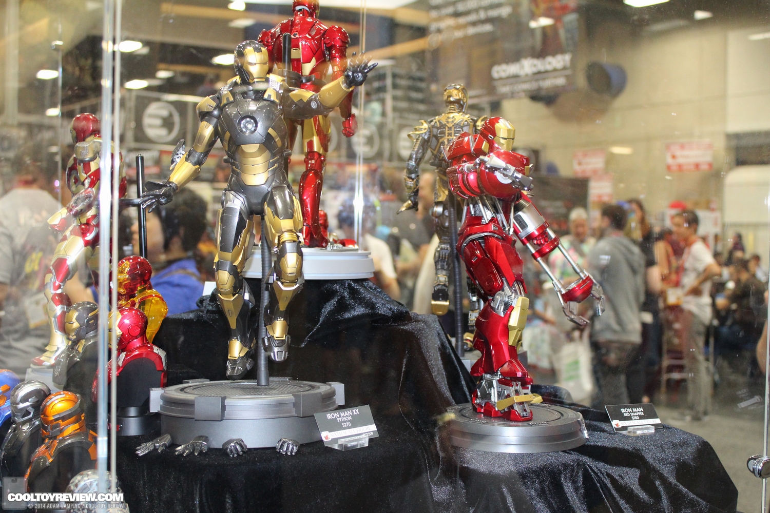 san-diego-comic-con-2014-hot-toys-094.JPG