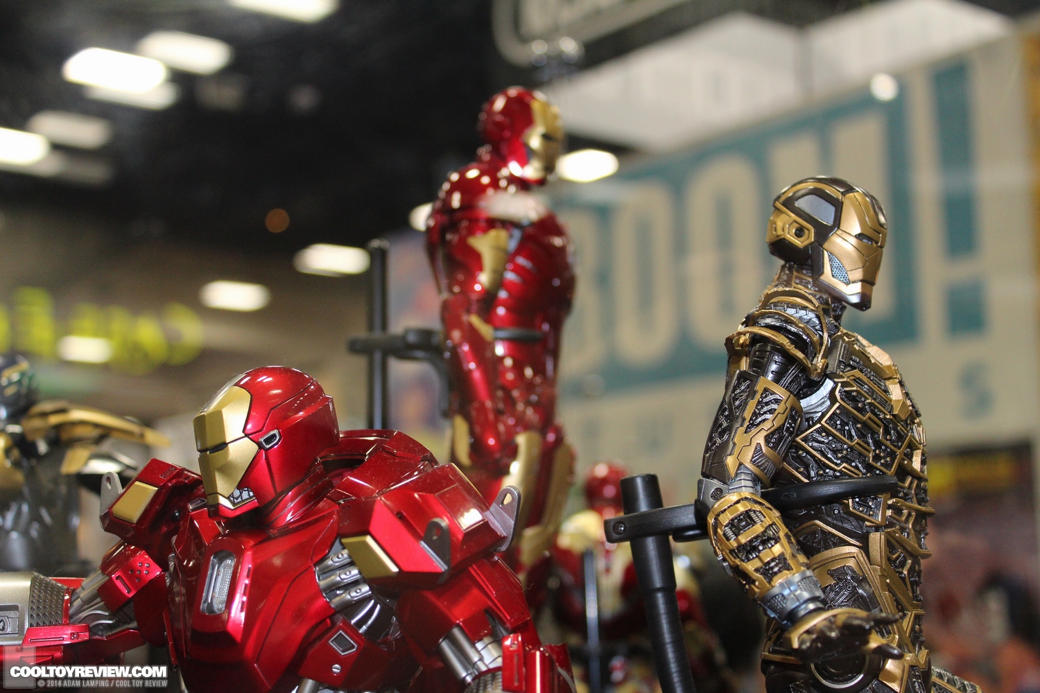 san-diego-comic-con-2014-hot-toys-100.JPG