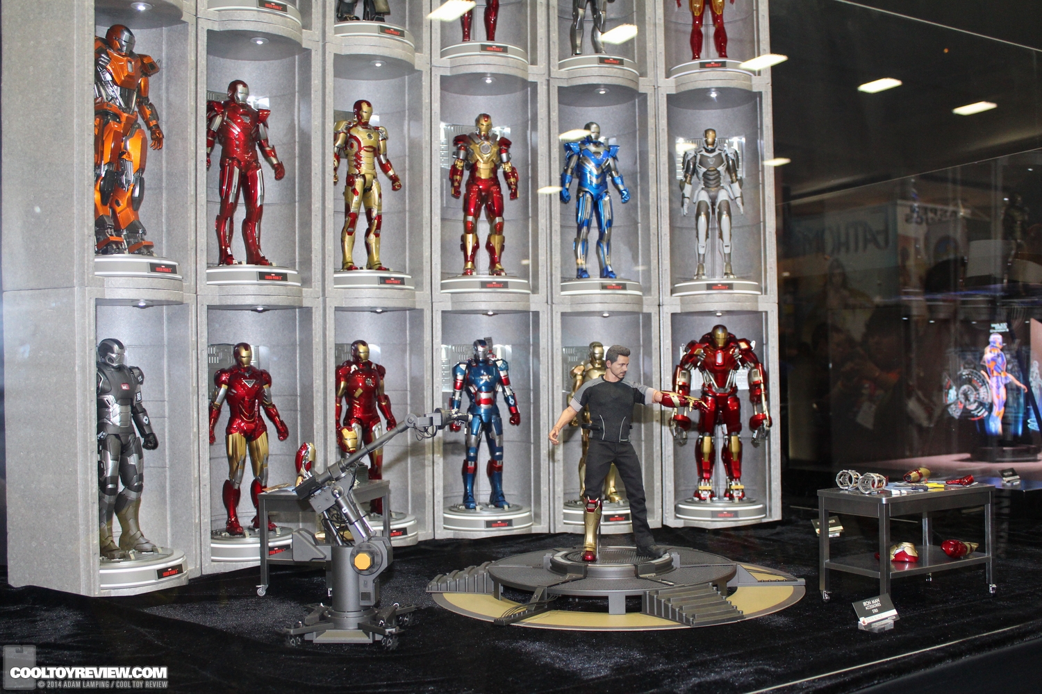 san-diego-comic-con-2014-hot-toys-105.JPG