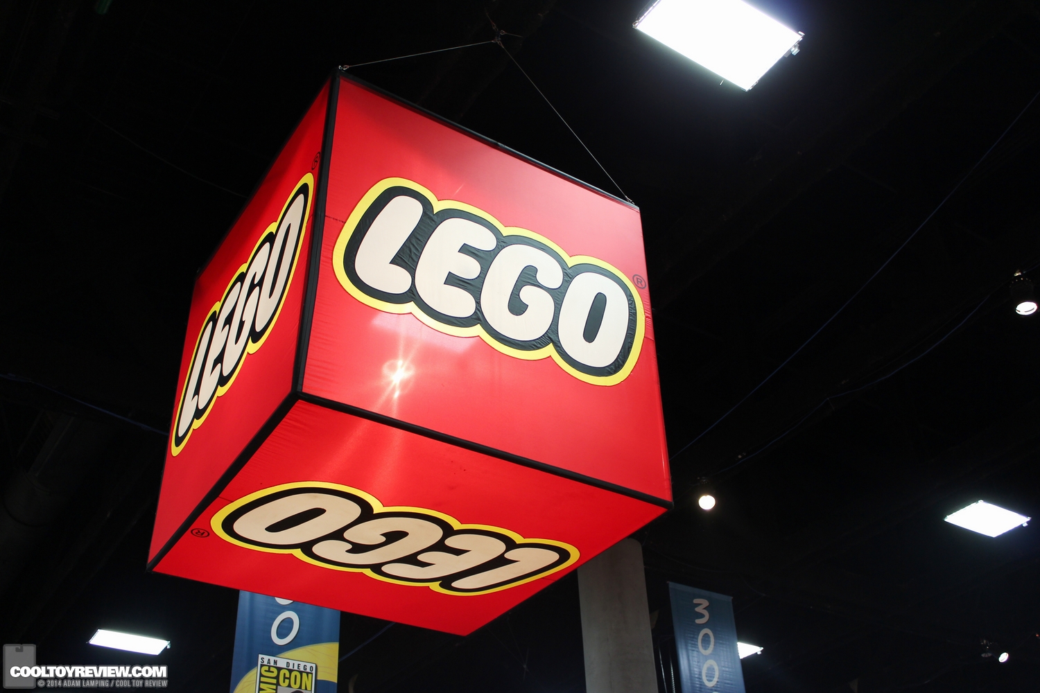 san-diego-comic-con-2014-lego-001.JPG